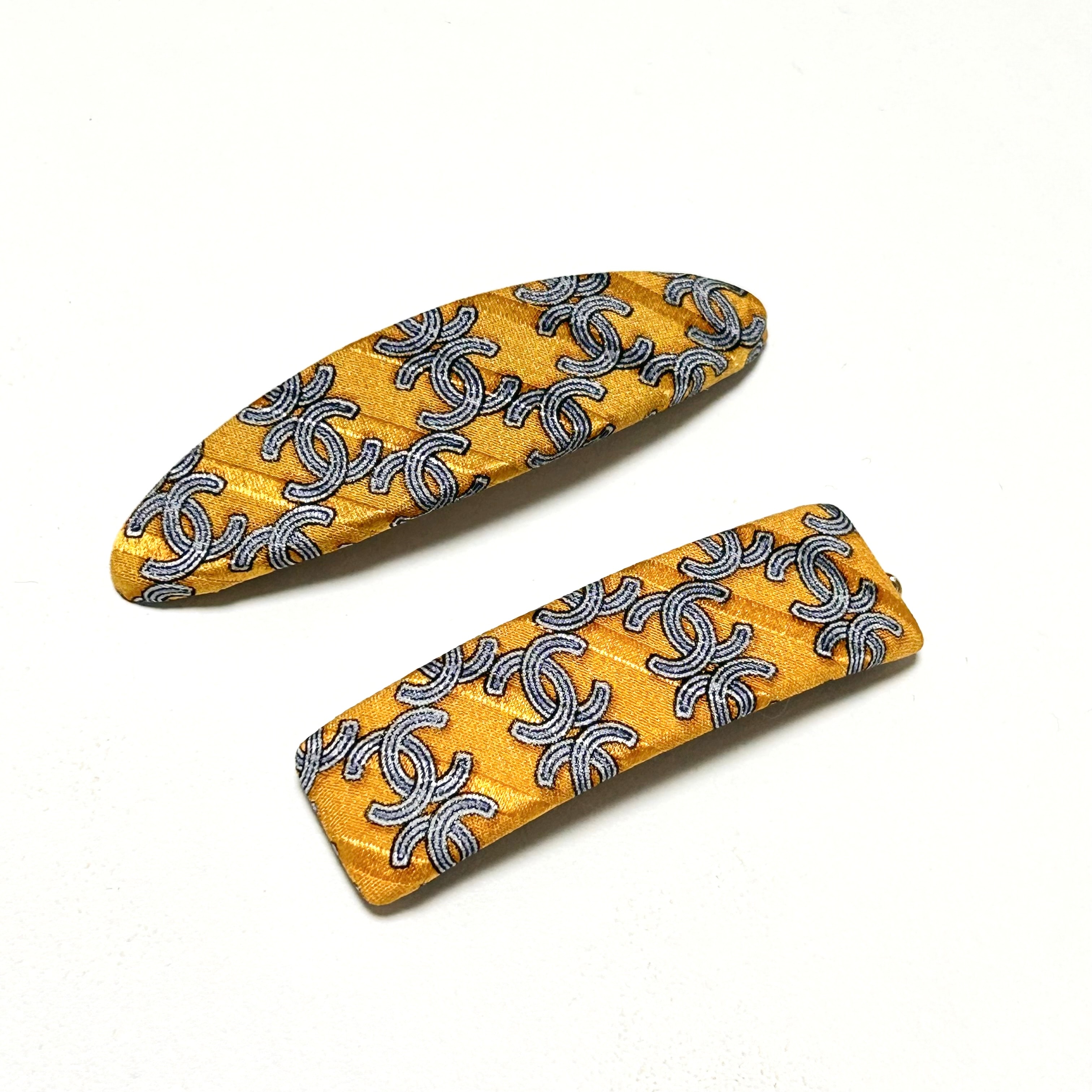 CHANEL silk pattern hair barrette no.80