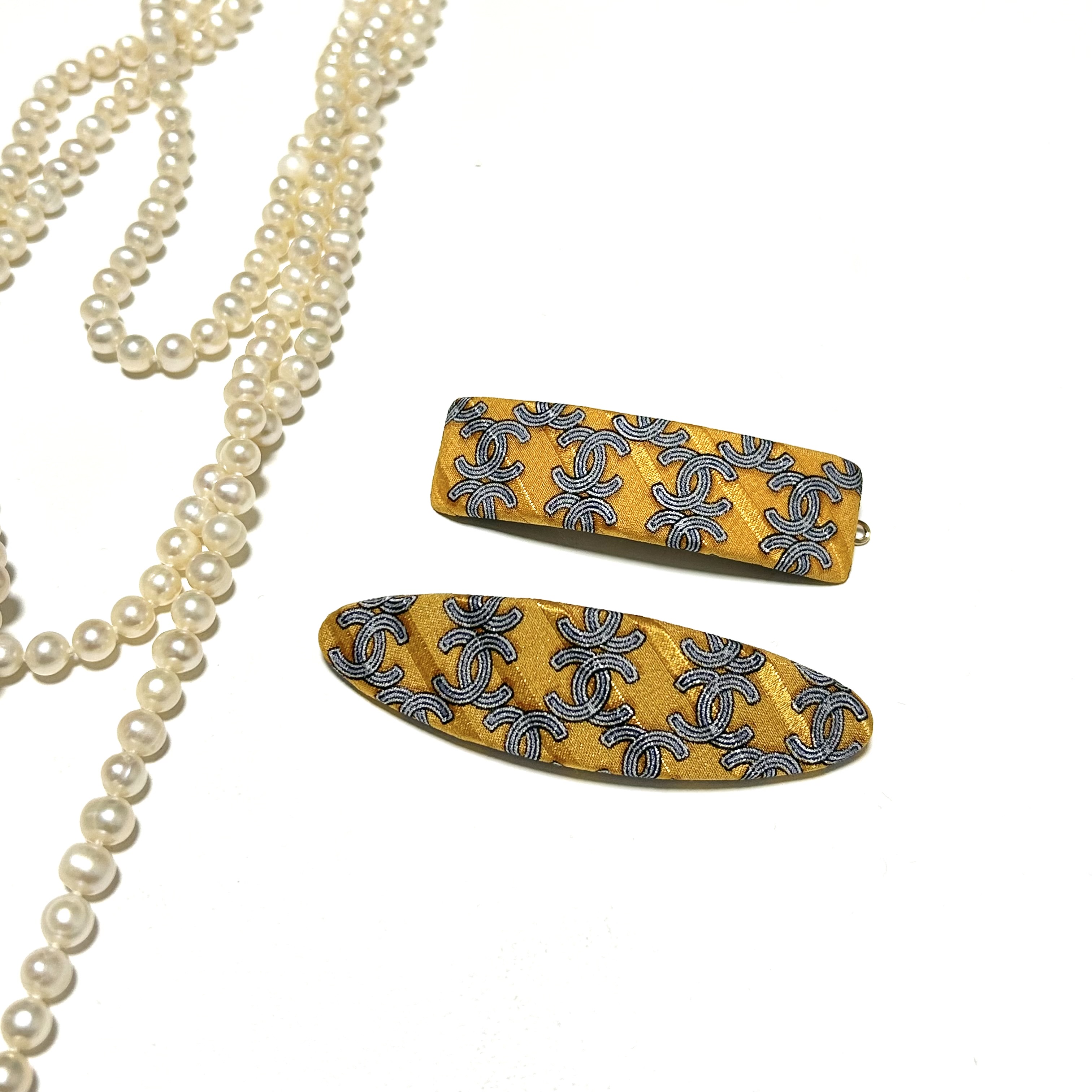 CHANEL silk pattern hair barrette no.80