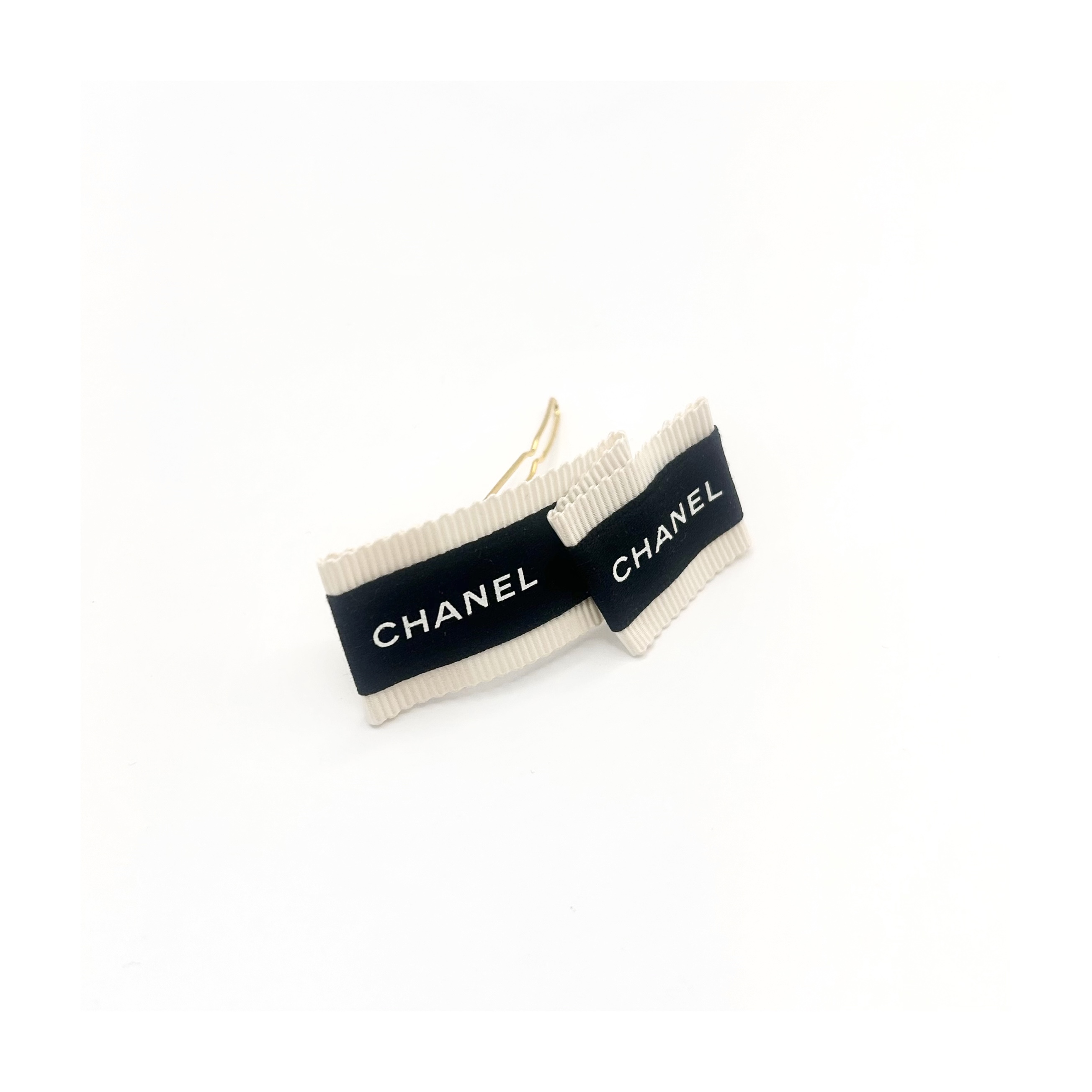 CHANEL folding ribbon hair pin no.81