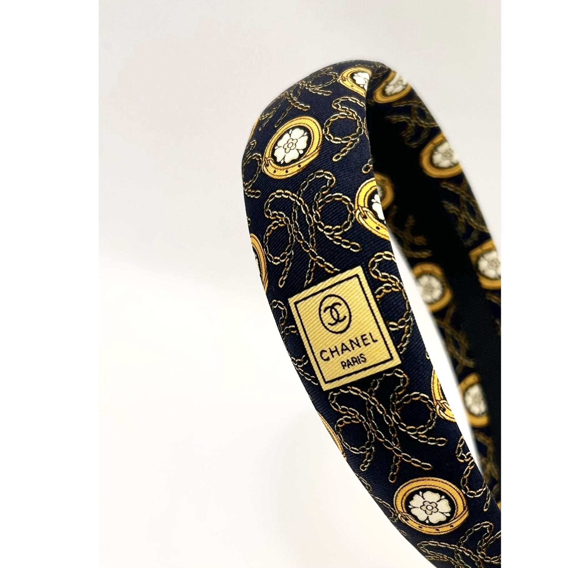 CHANEL navy & yellow silk hair band no.84