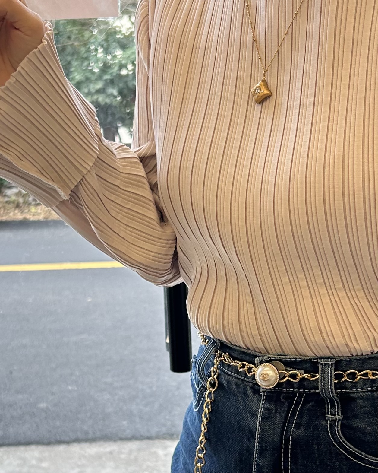 CHANEL holiday pearl CC charm belt