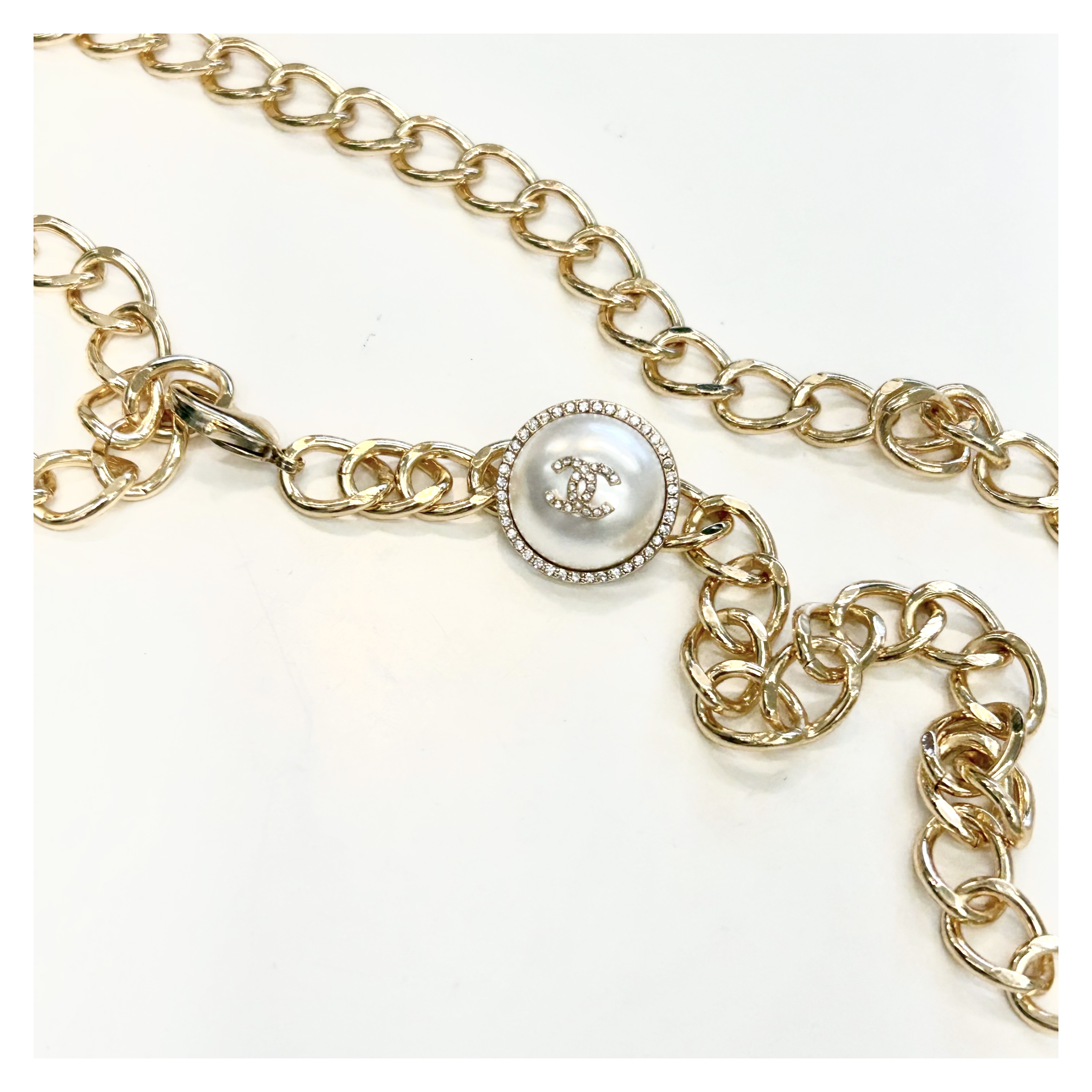 CHANEL holiday pearl CC charm belt