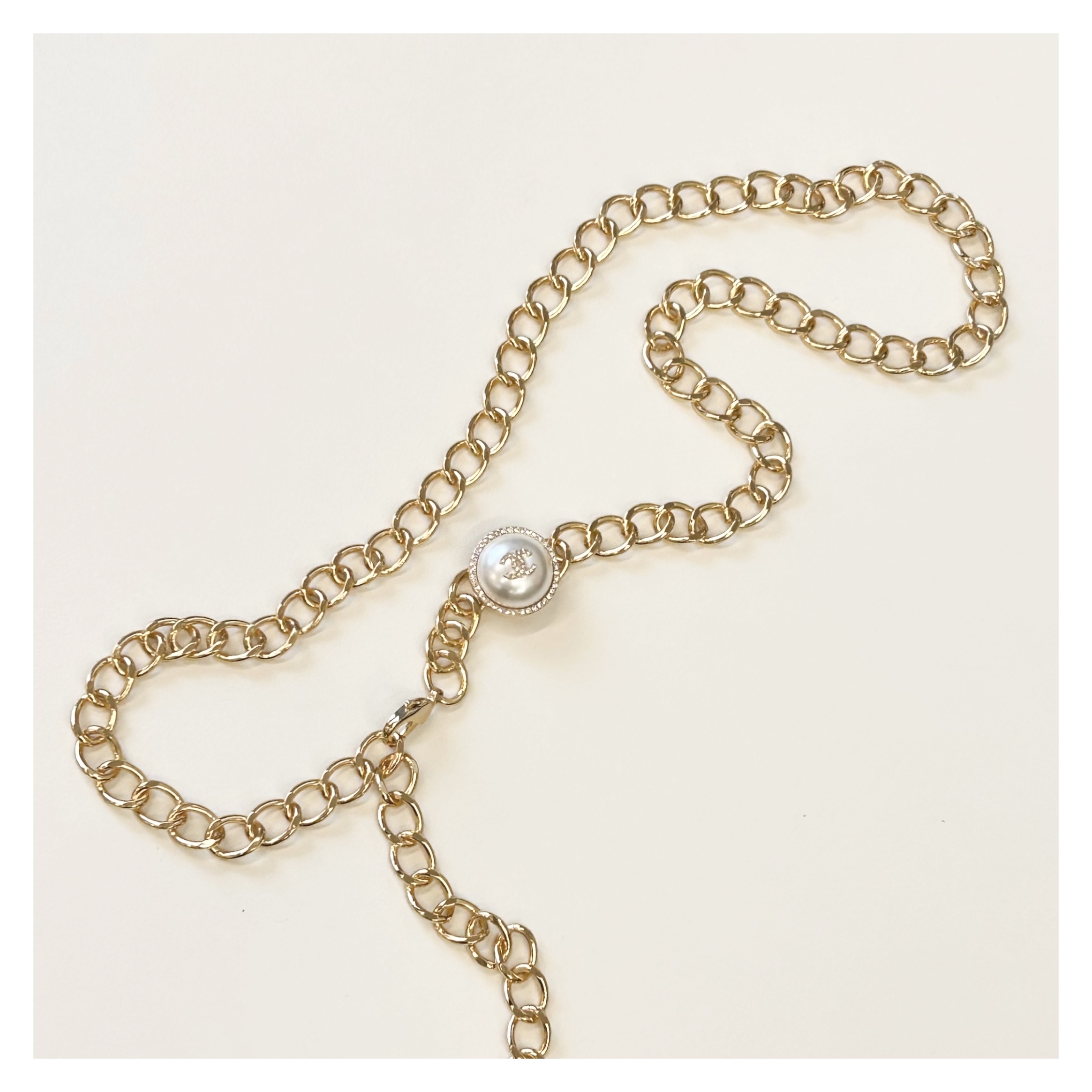 CHANEL holiday pearl CC charm belt