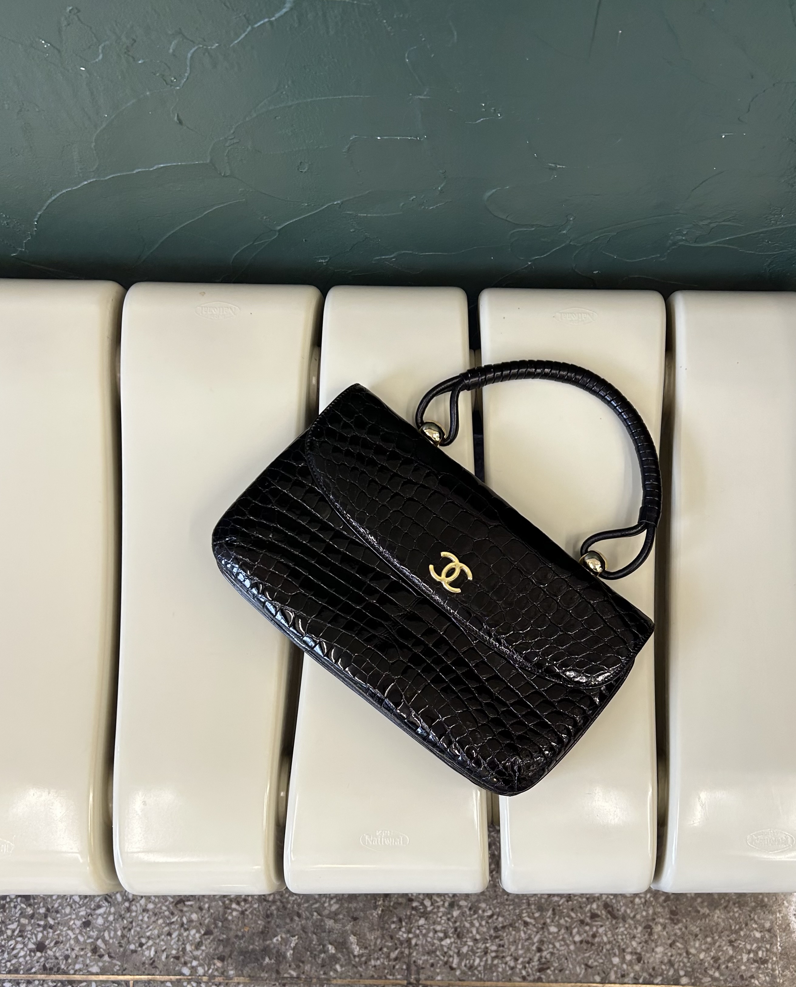 GENUINE vintage crocodile bag X CHANEL hanger CC objet no.47