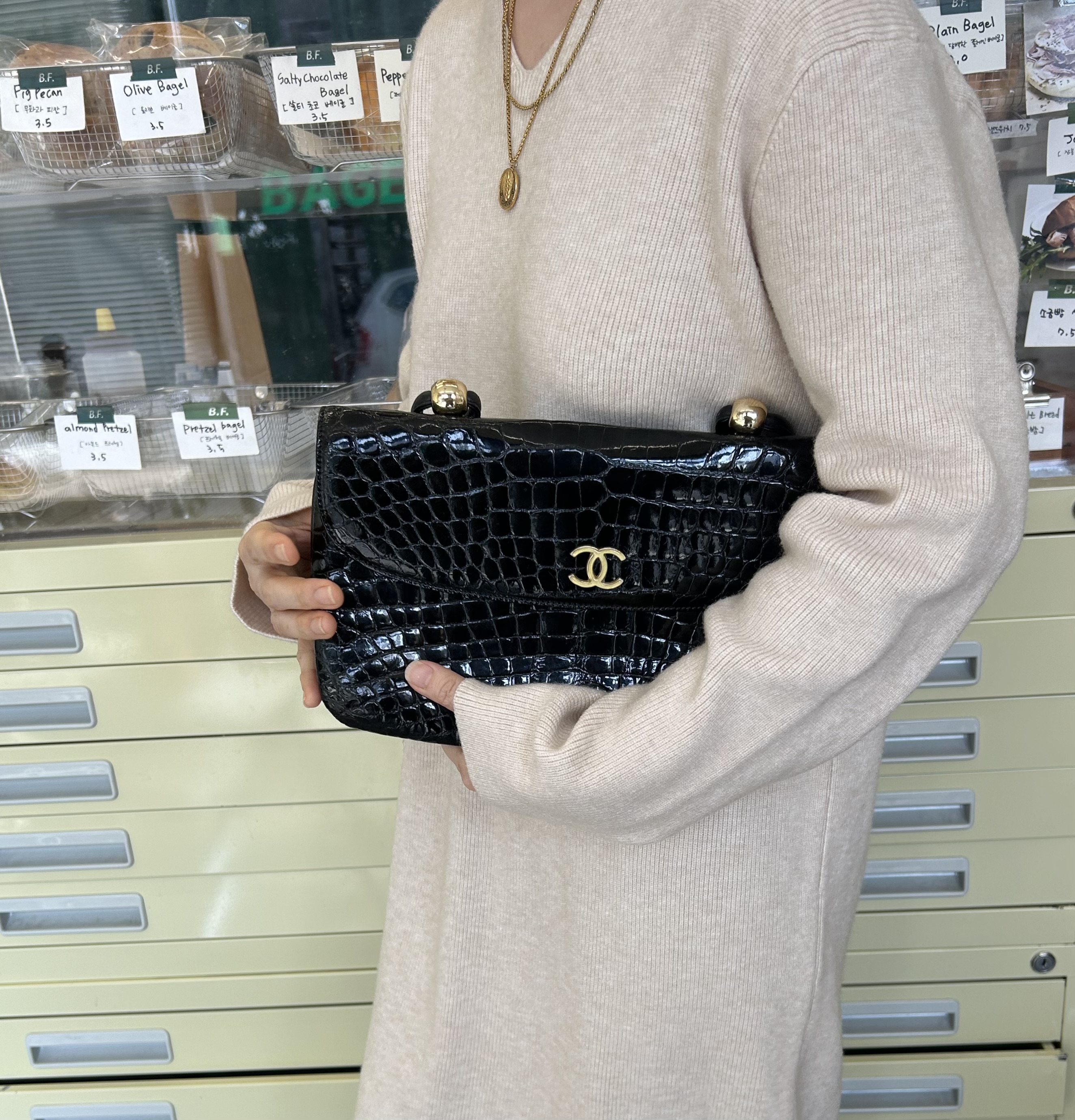 GENUINE vintage crocodile bag X CHANEL hanger CC objet no.47
