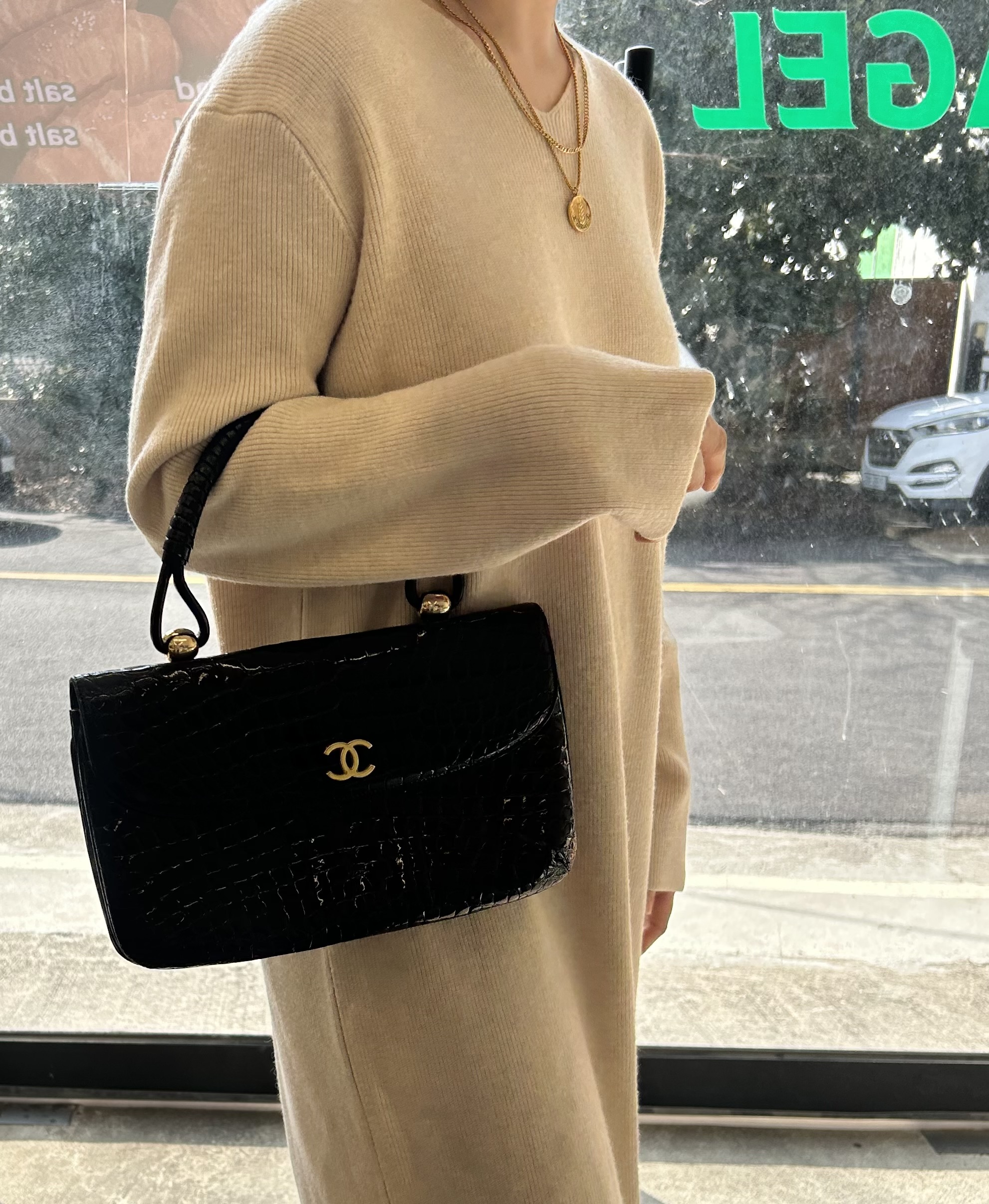 GENUINE vintage crocodile bag X CHANEL hanger CC objet no.47