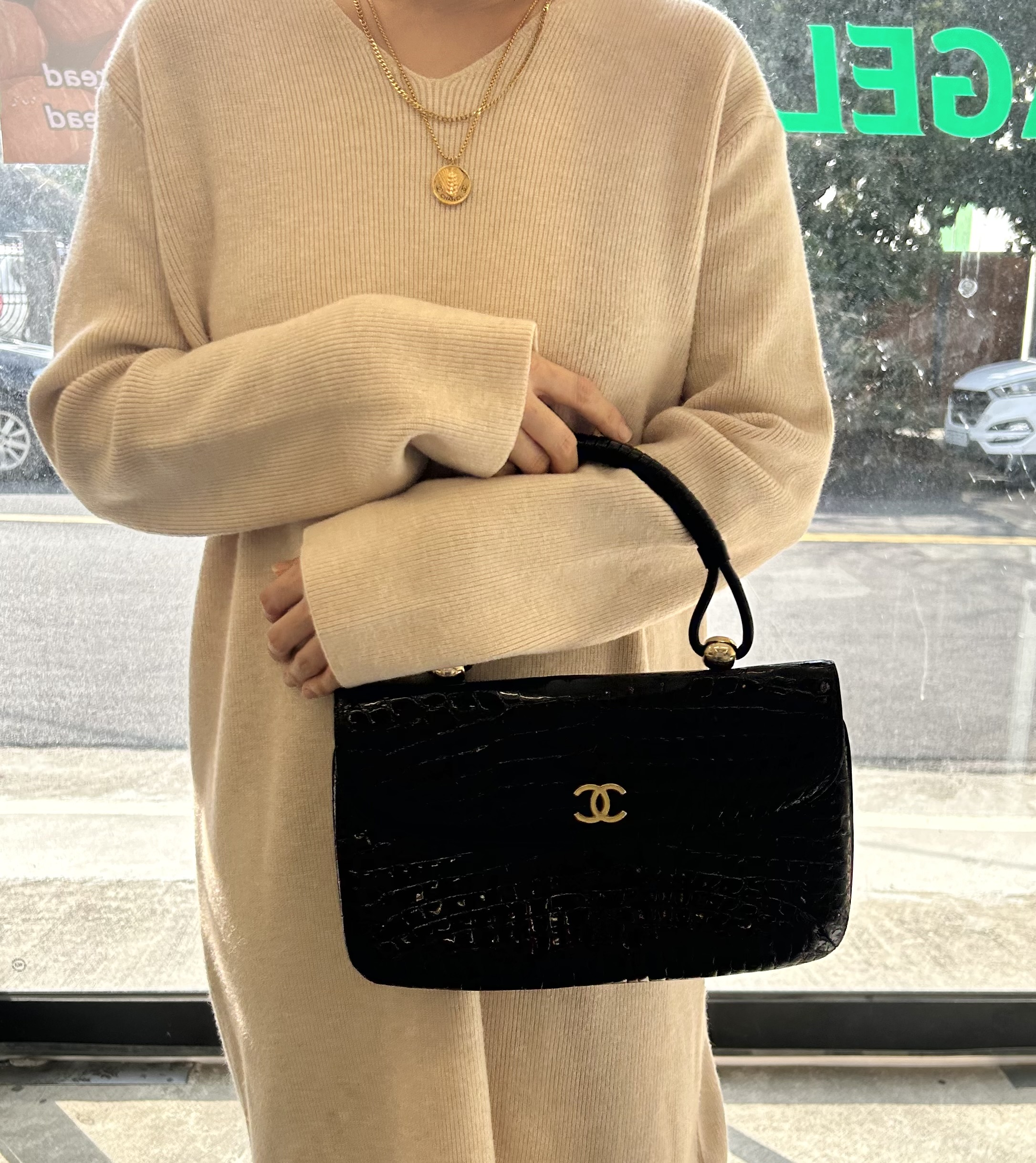 GENUINE vintage crocodile bag X CHANEL hanger CC objet no.47