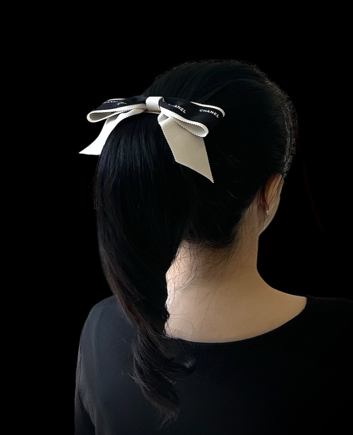 CHANEL cream & black hair barrette no.90