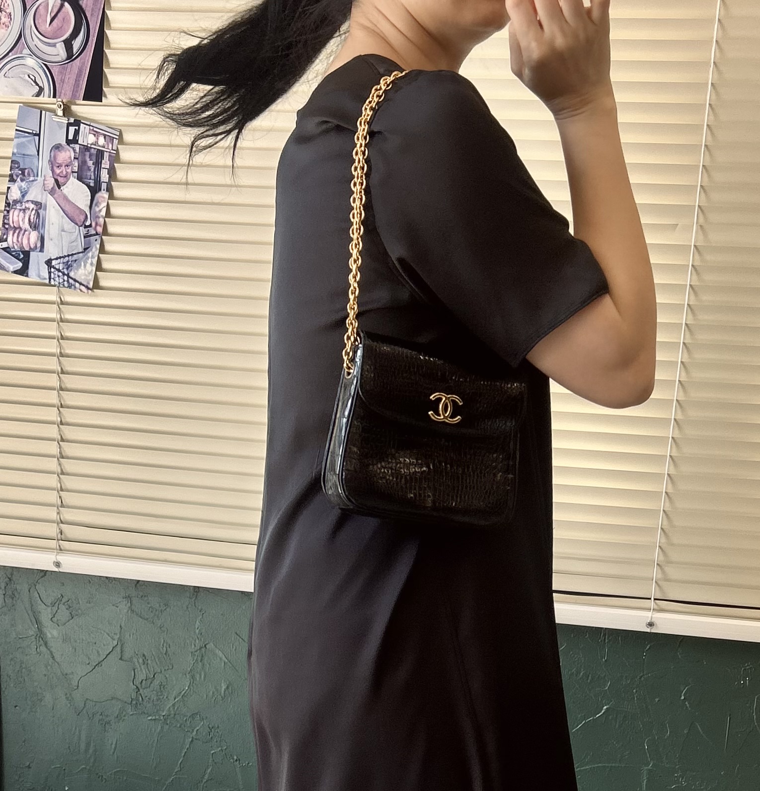 GENUINE vintage crocodile bag X CHANEL hanger CC objet no.49