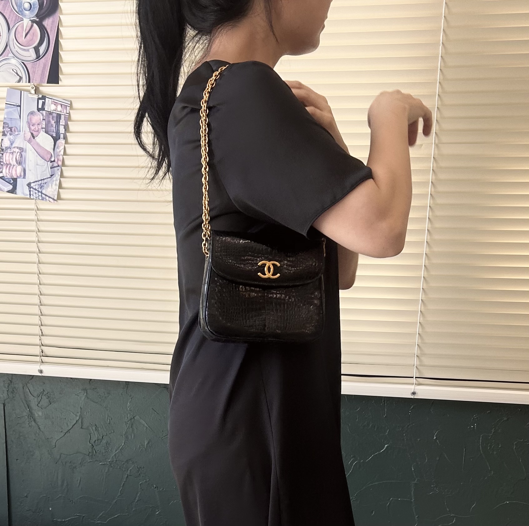 GENUINE vintage crocodile bag X CHANEL hanger CC objet no.49