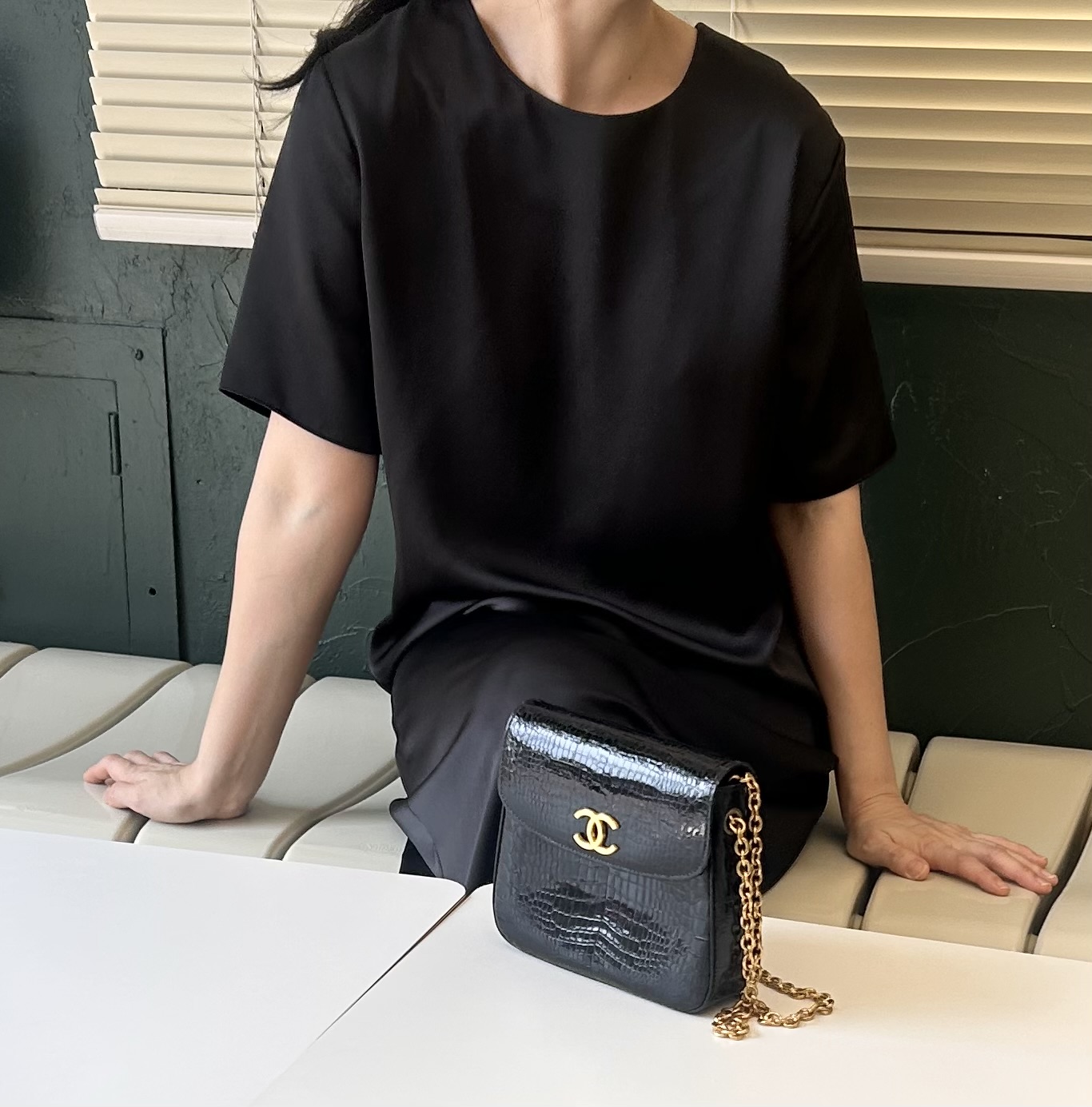 GENUINE vintage crocodile bag X CHANEL hanger CC objet no.49