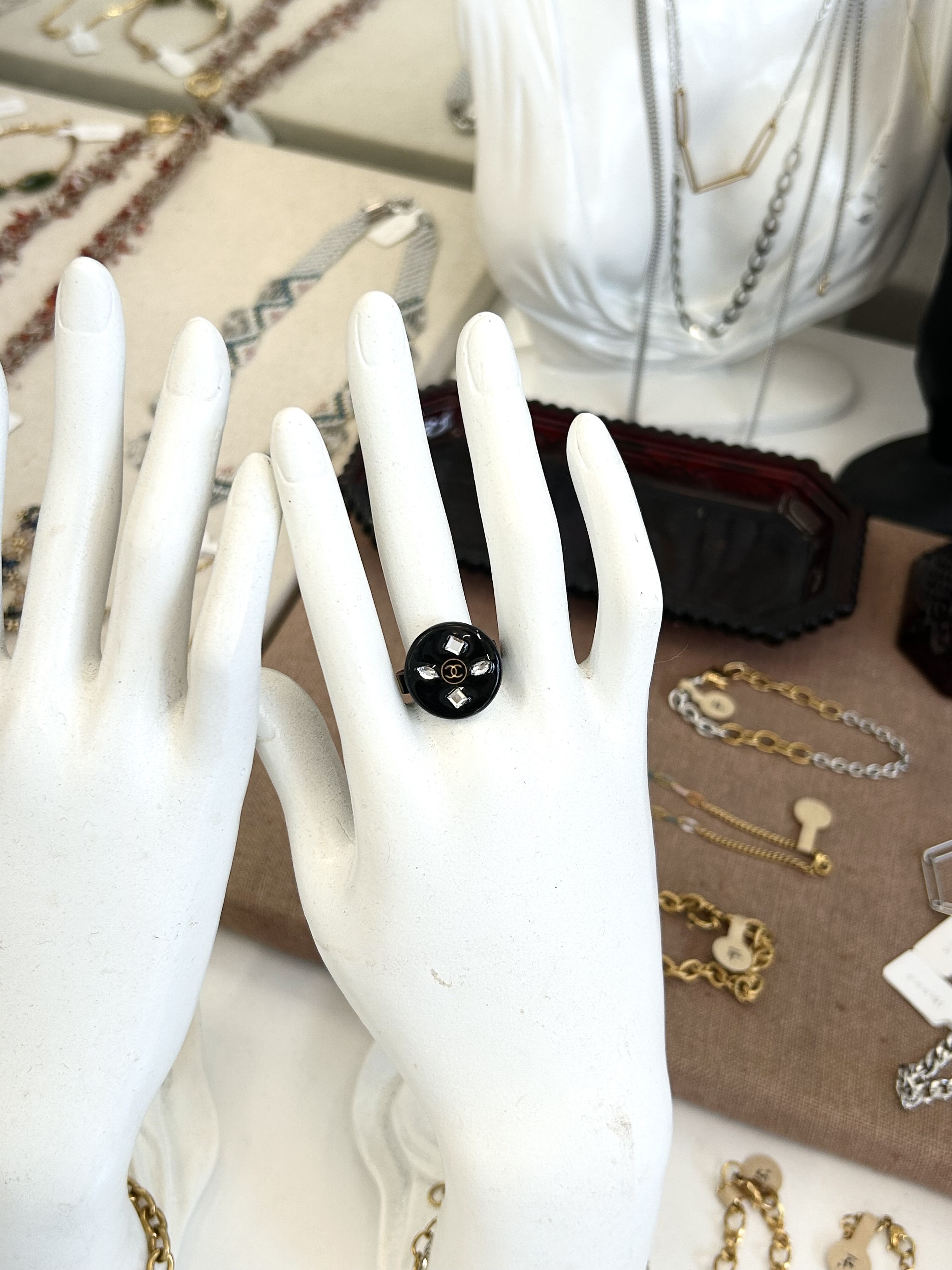 CHANEL button no.145 only one