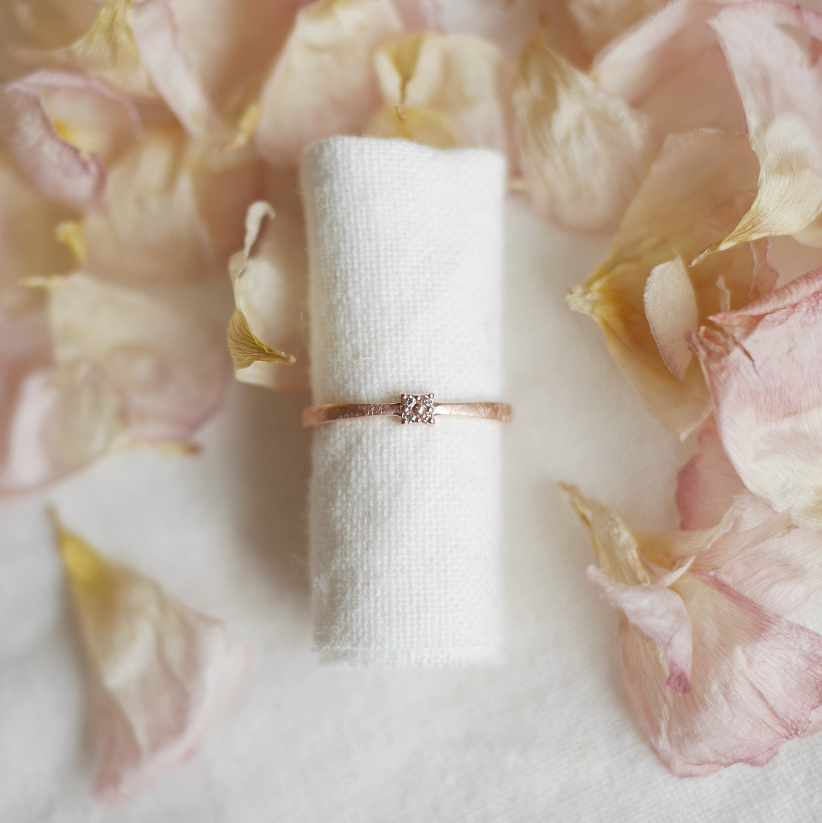 clover diamonds ring