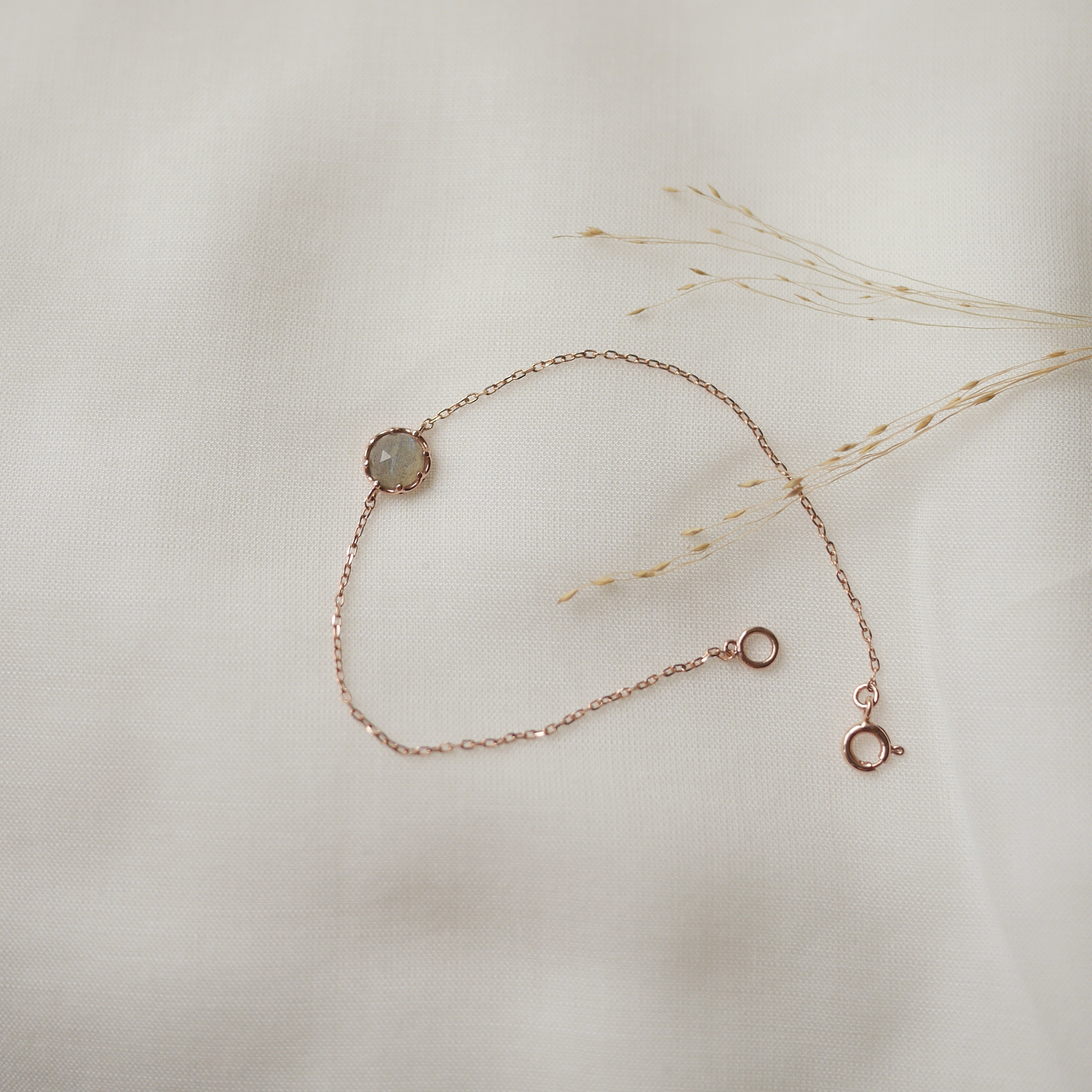 labradorite bracelet