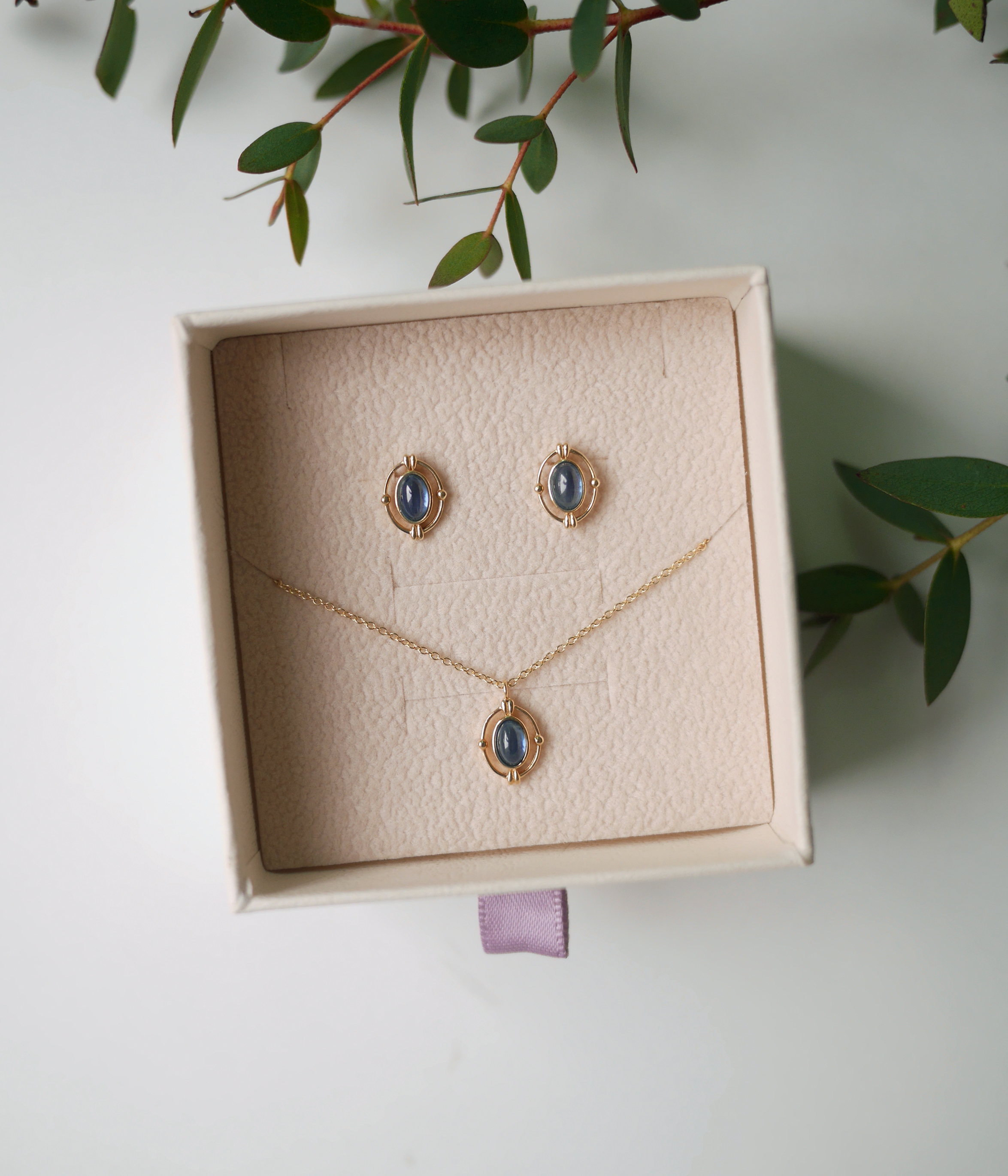 poetic blue sapphire necklace