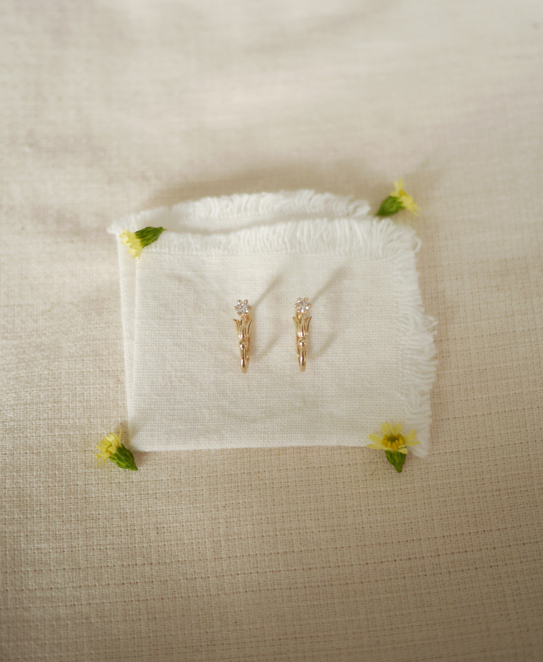 poetic tulip earrings