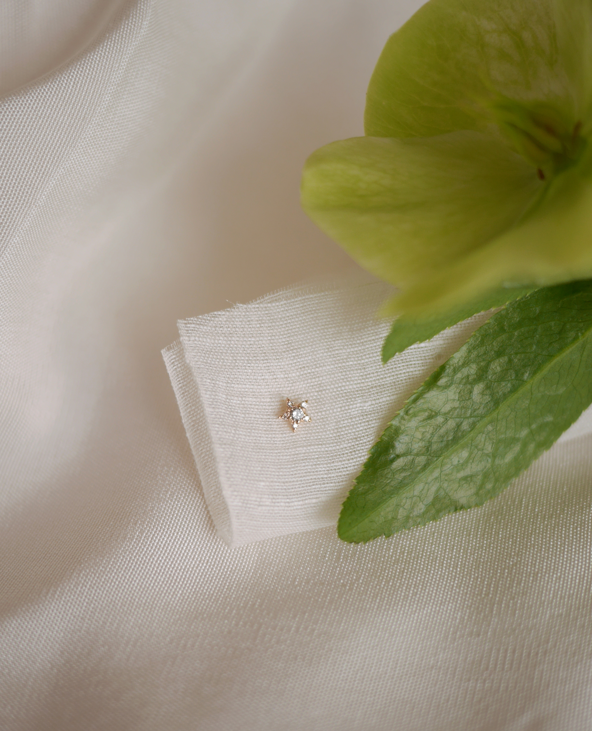 etoile diamond stud
