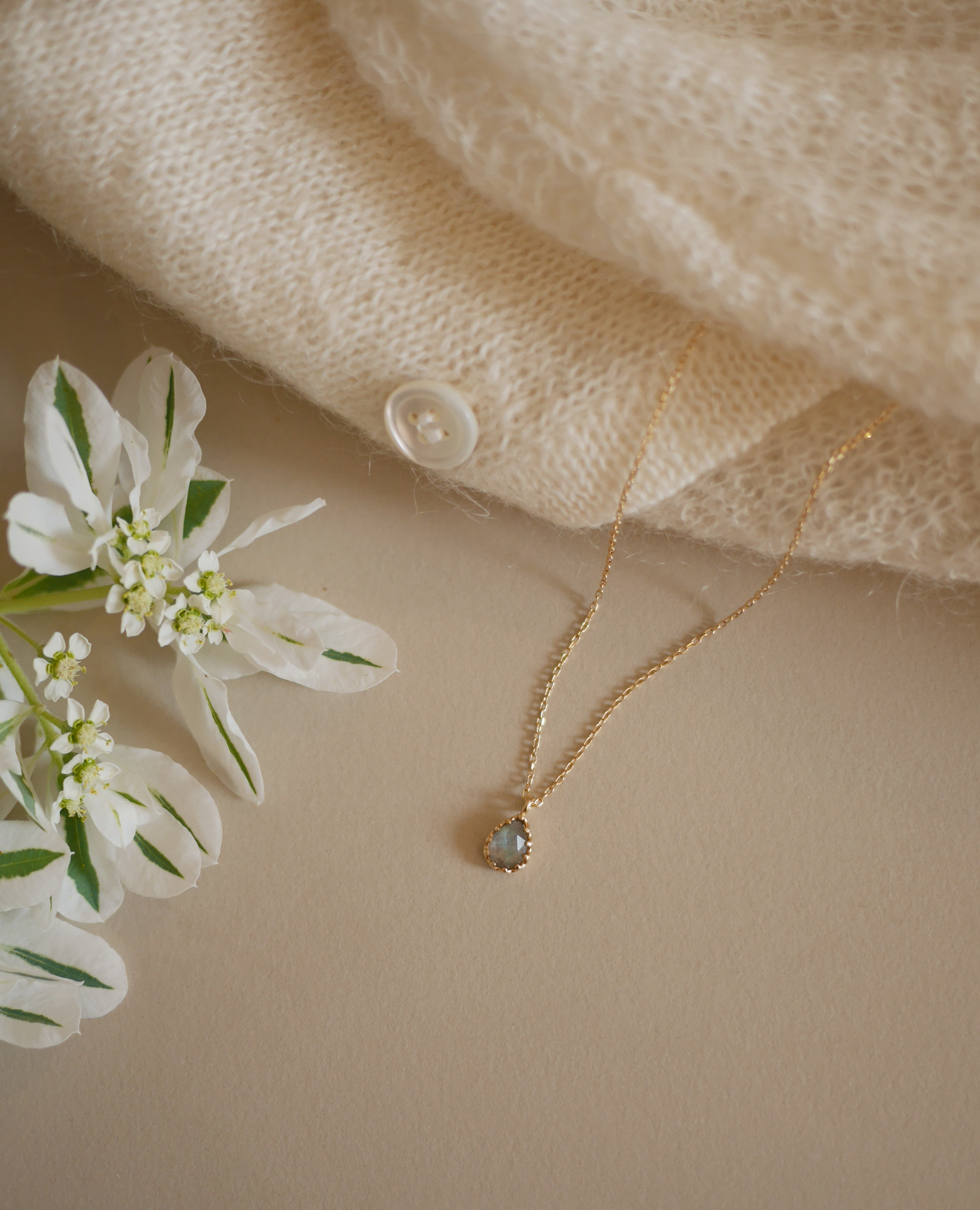 bud labradorite necklace
