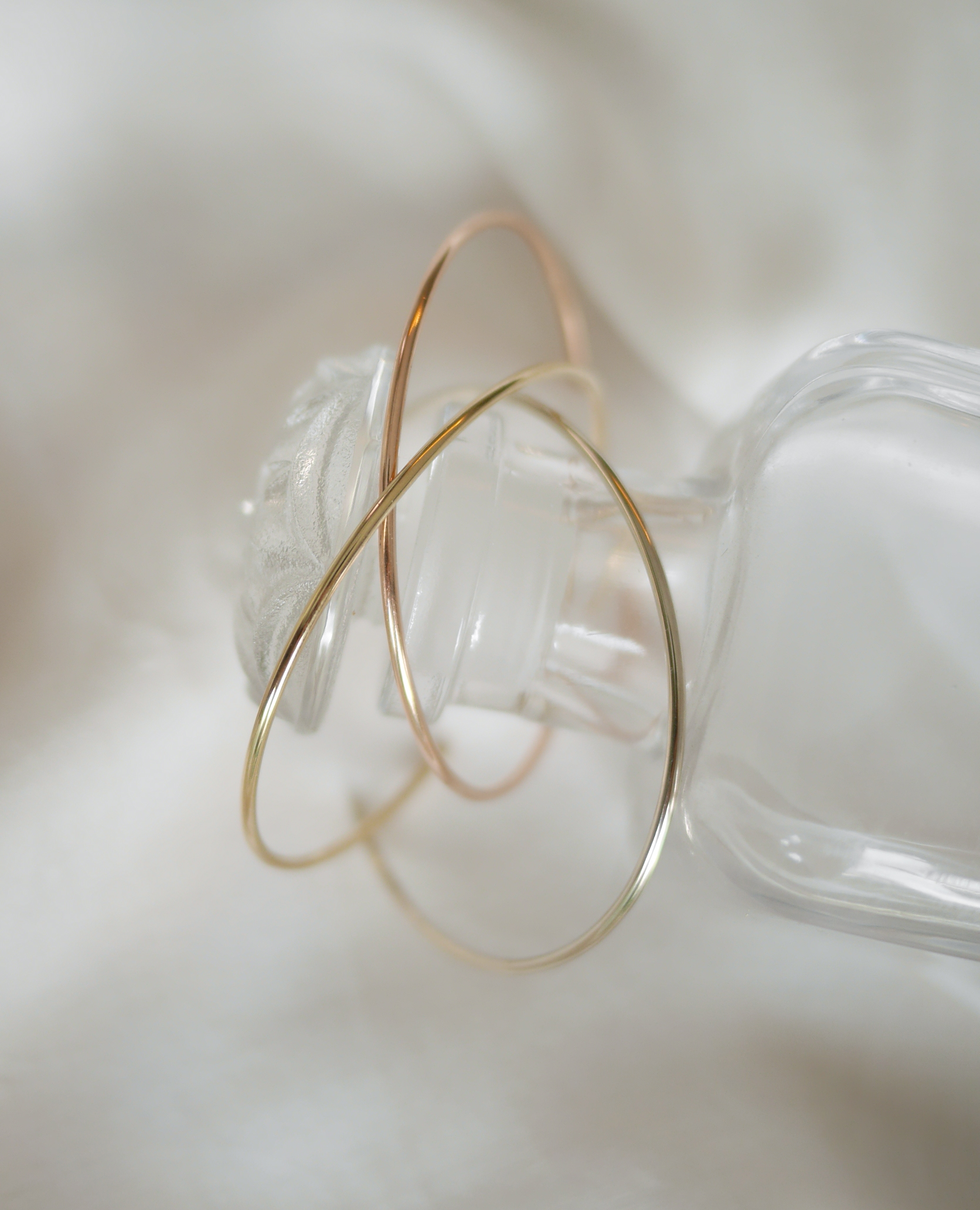 plain gold bangle
