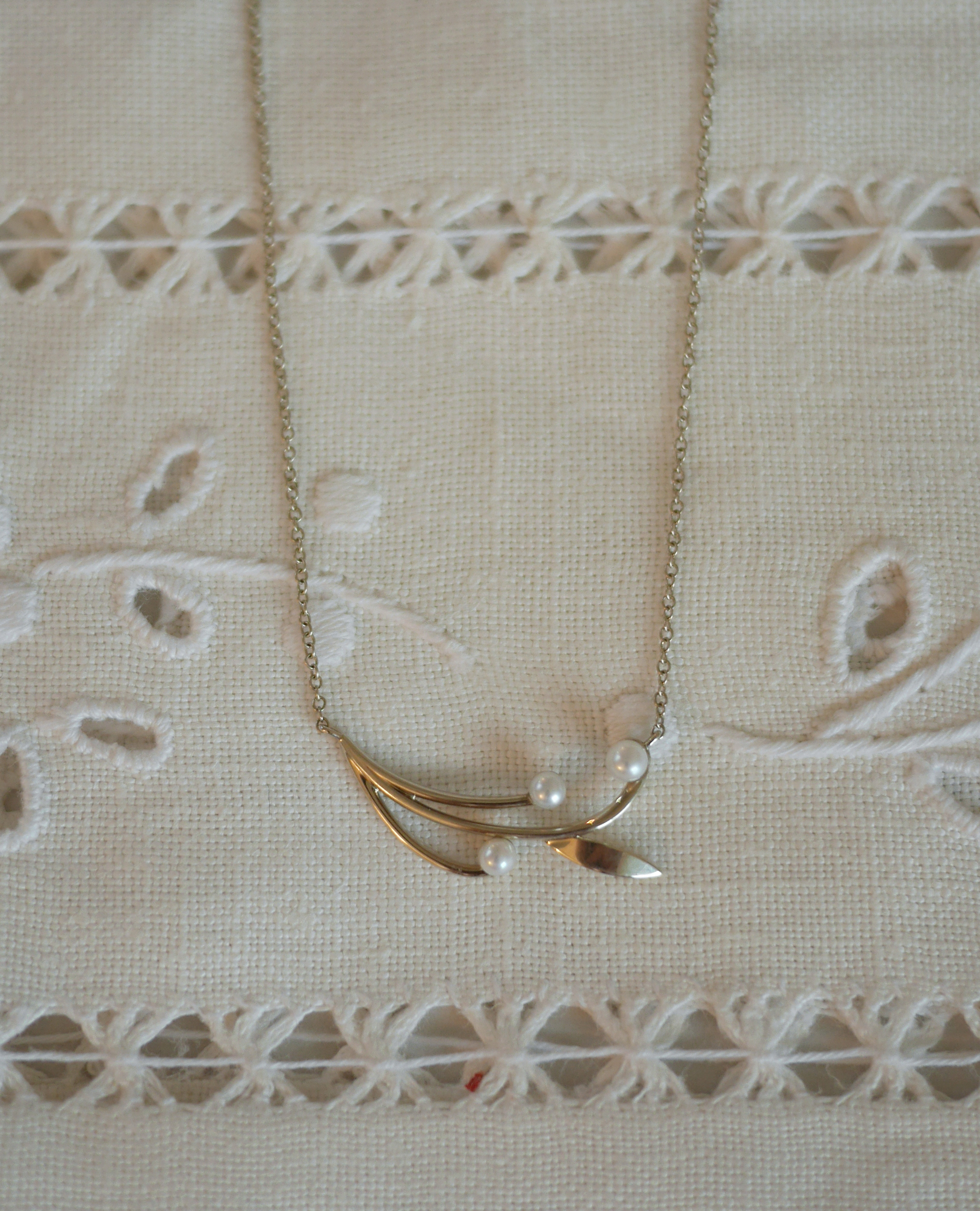muguet necklace
