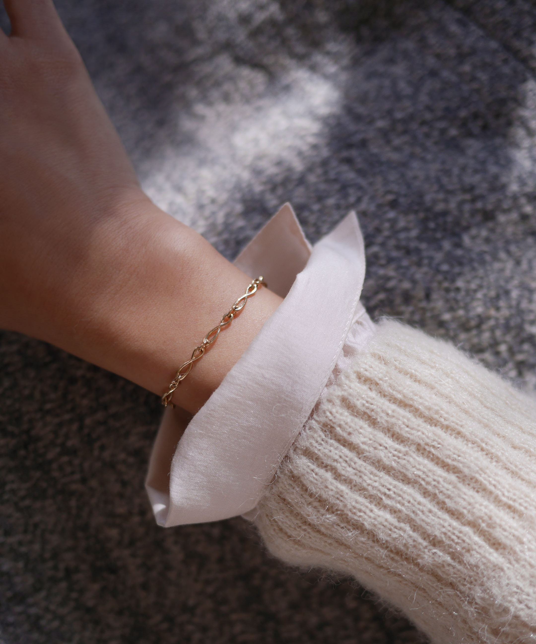 loop bracelet