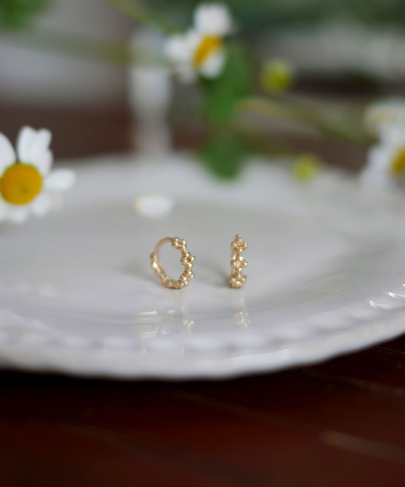 totot earrings