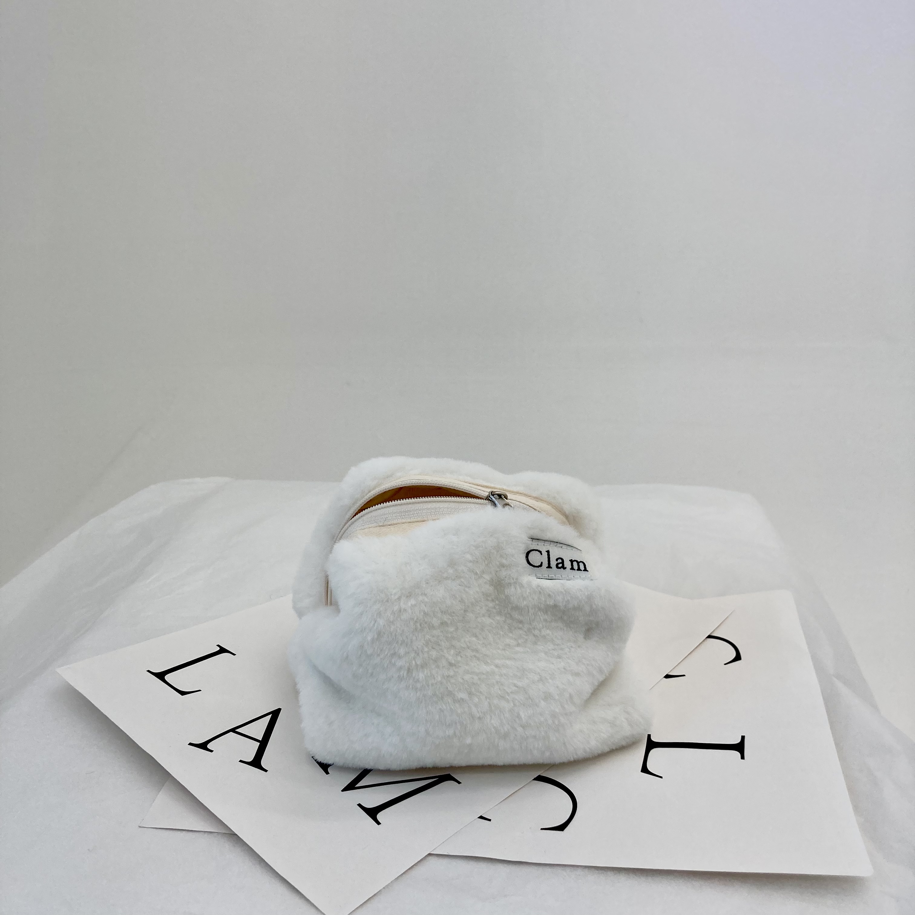 라운드 파우치 _ 퍼 파우더 스노우
