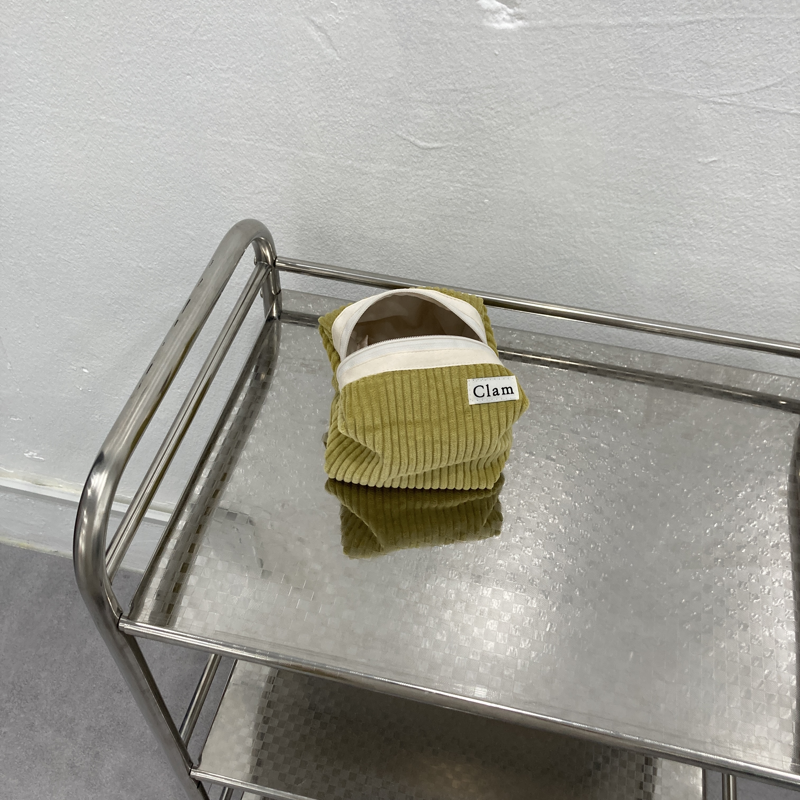 라운드 파우치 _ 코듀로이 두리안
