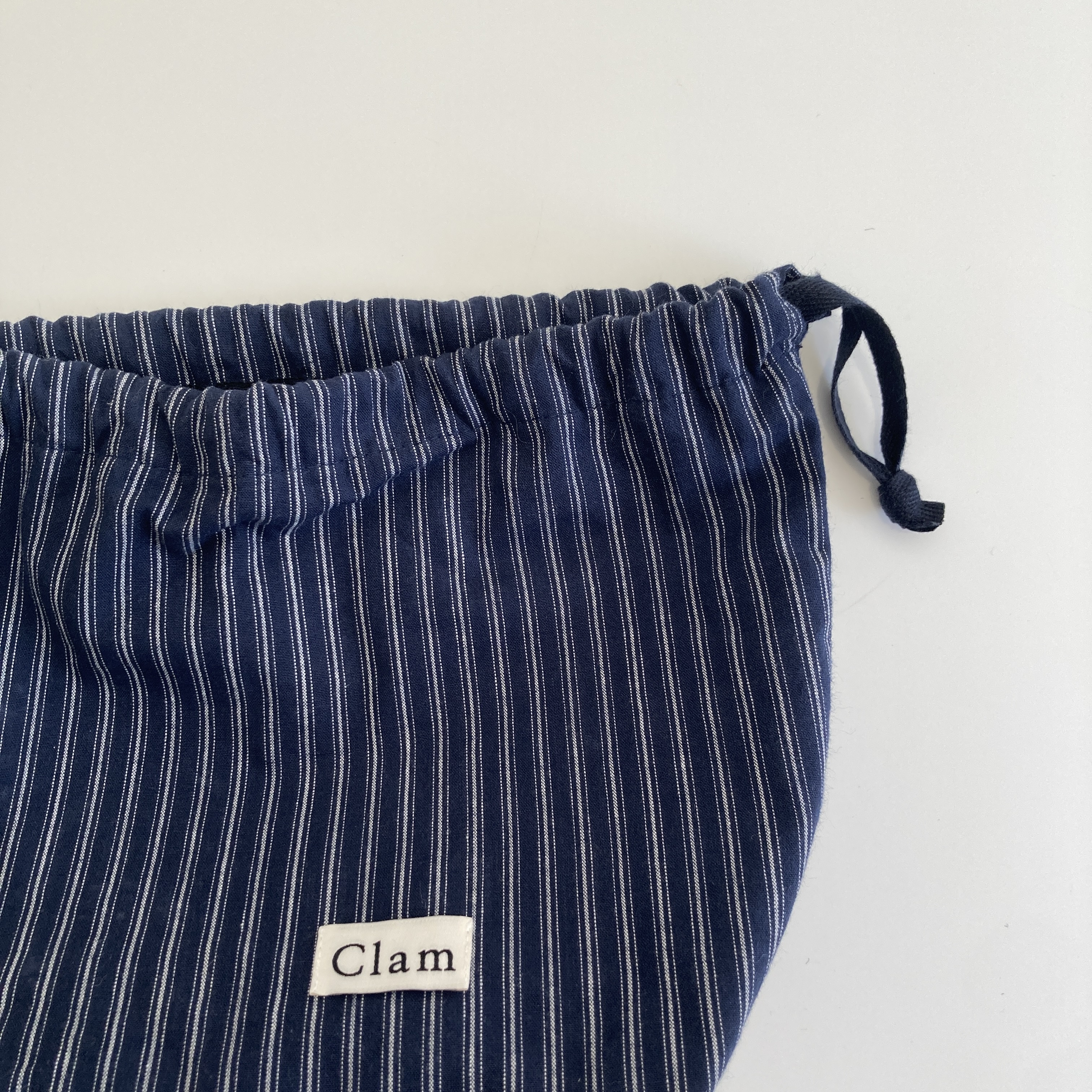 스트링 파우치 _ 네이비 스트라이프