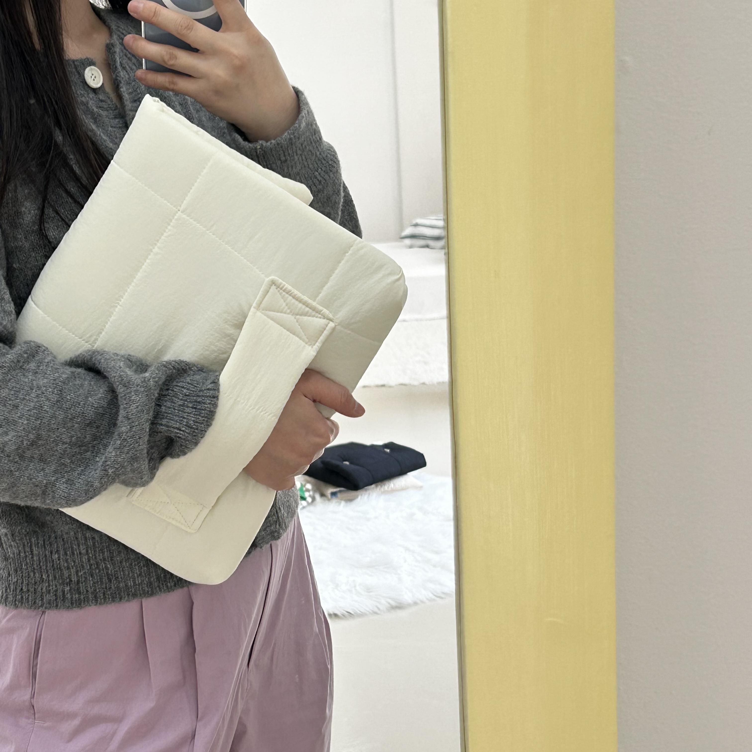 [공식몰 한정] 노트북 파우치 _ 마쉬멜로우 크림 (13인치)