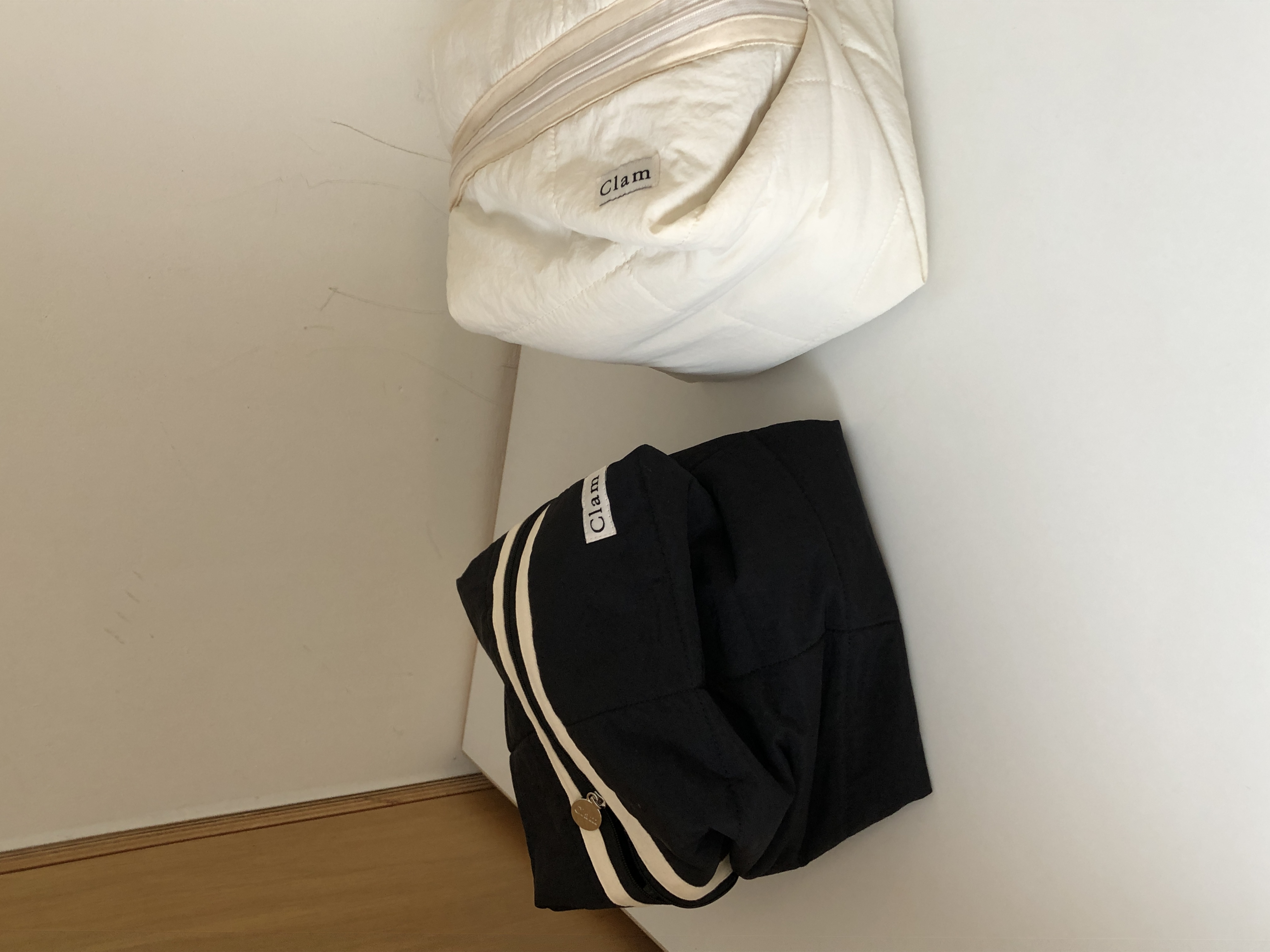 빅 라운드 파우치 _ 퀄팅 크림