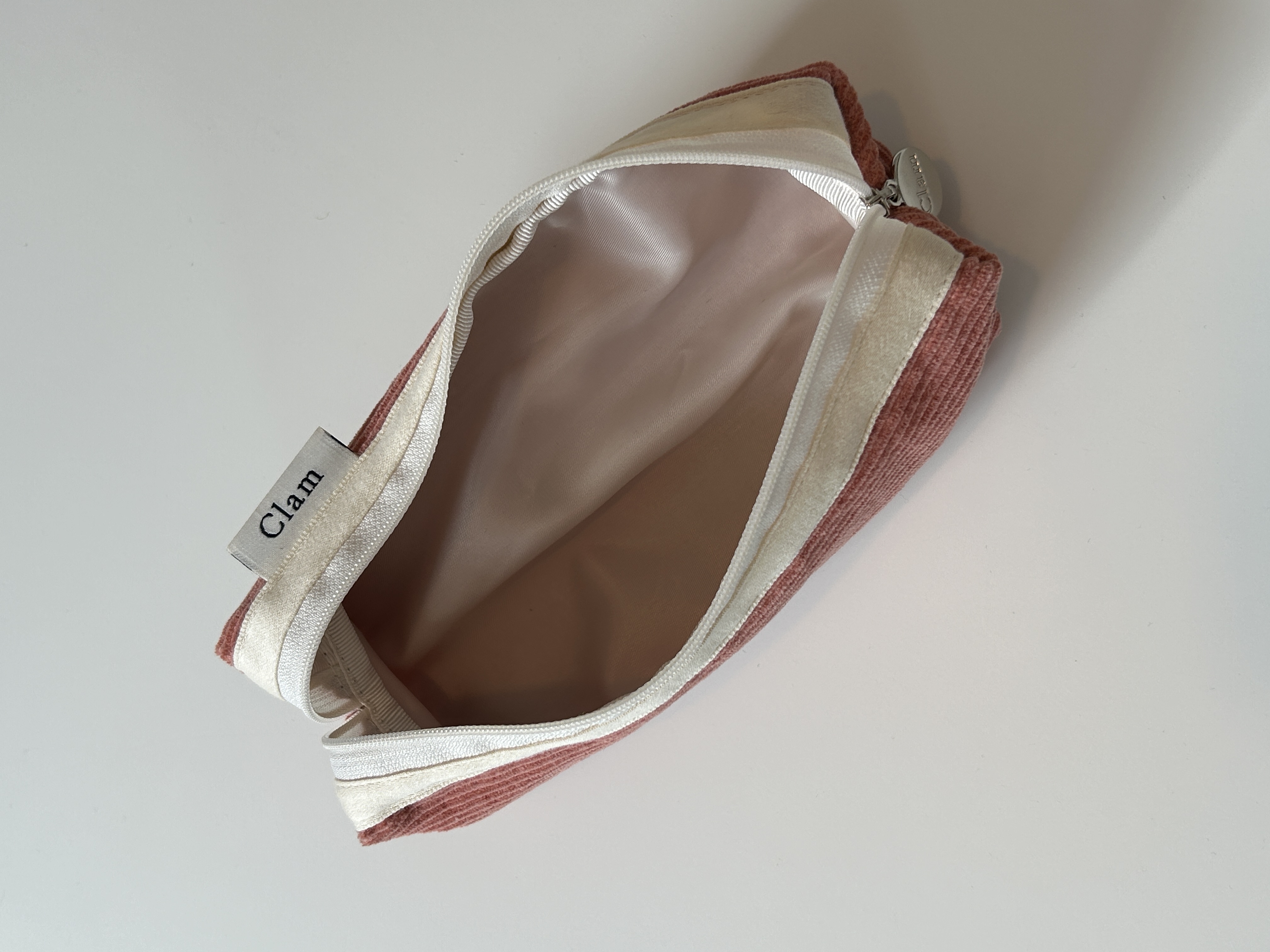 라운드 필통 _ 코듀로이 웜 토마토