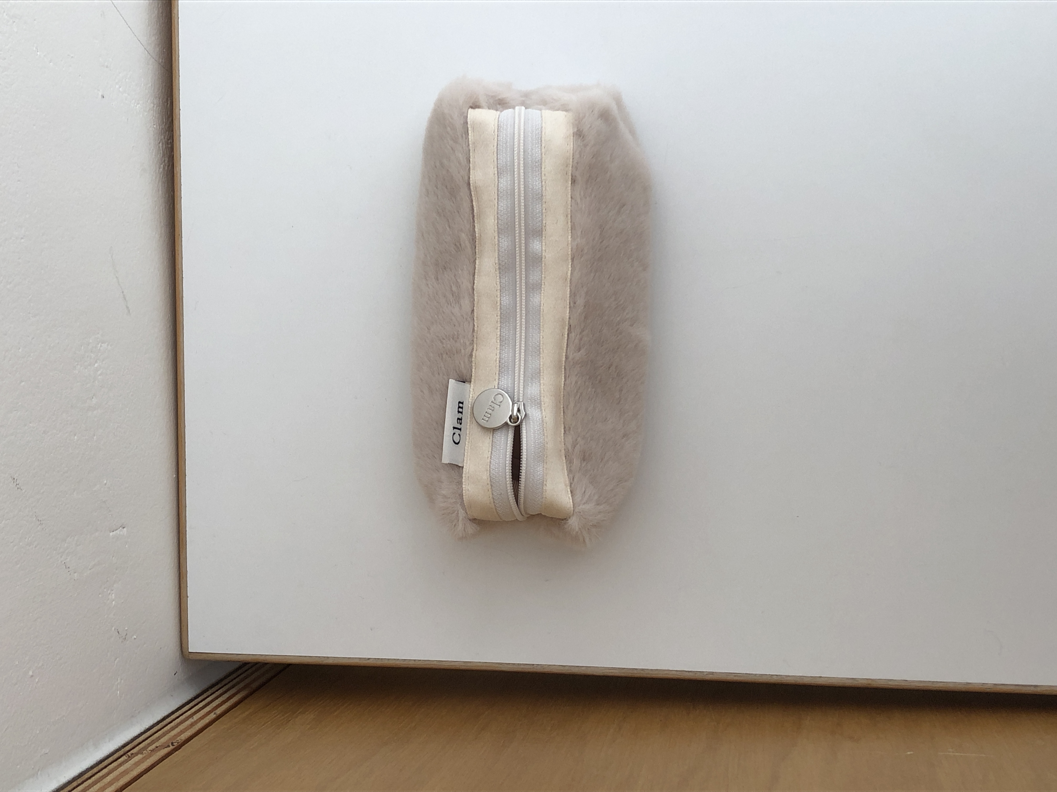 라운드 필통 _ 퍼 밀크티
