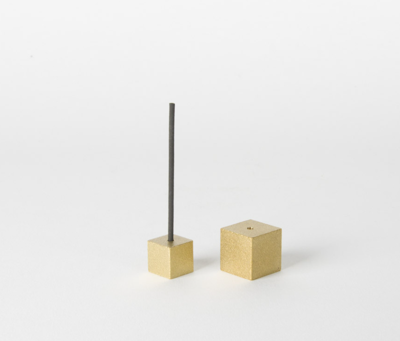스미타니 큐브 인센스 홀더 - 골드 (라지사이즈) Sumitani Cube Incense Holder - Gold