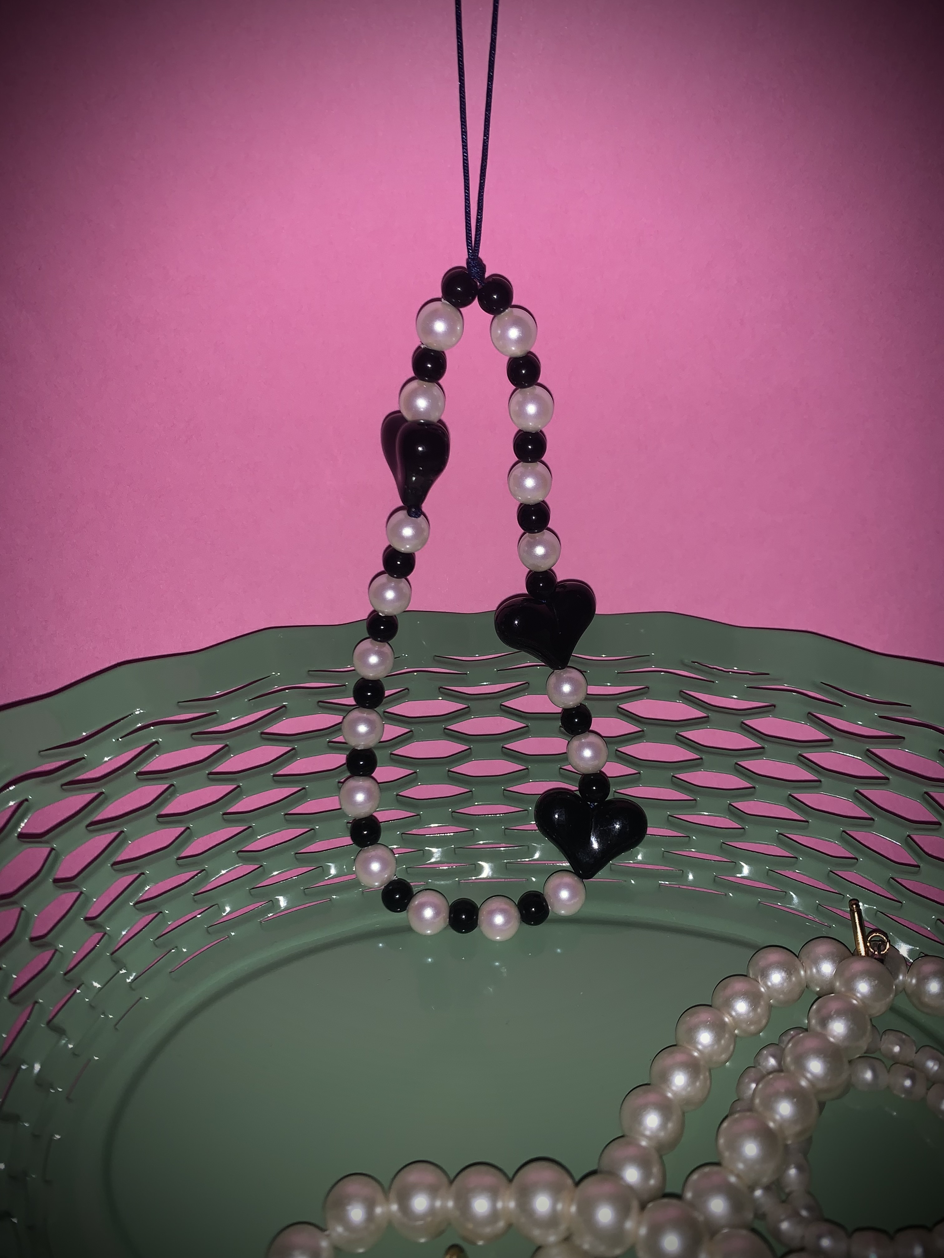 black heart strap