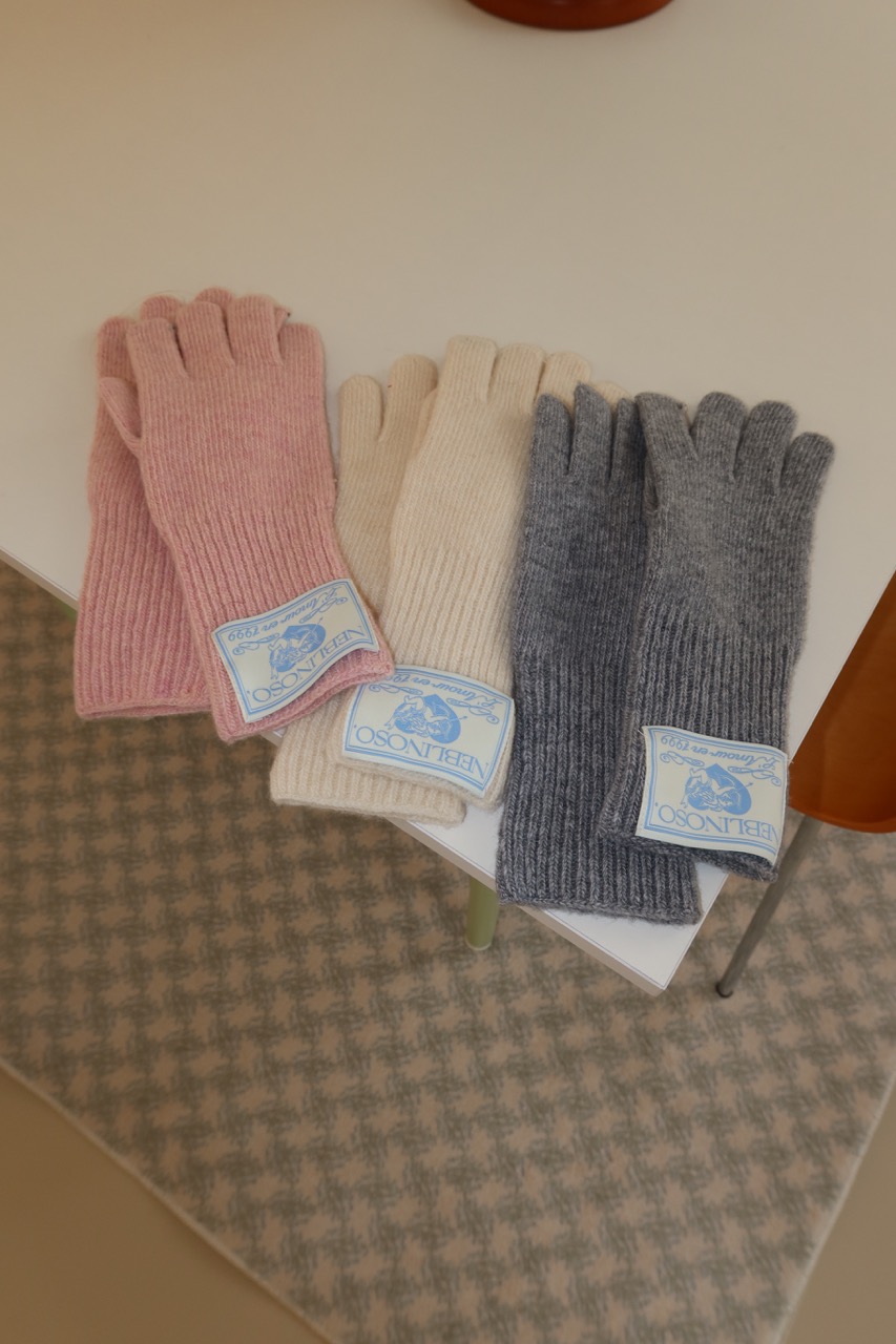 Baby wool gloves