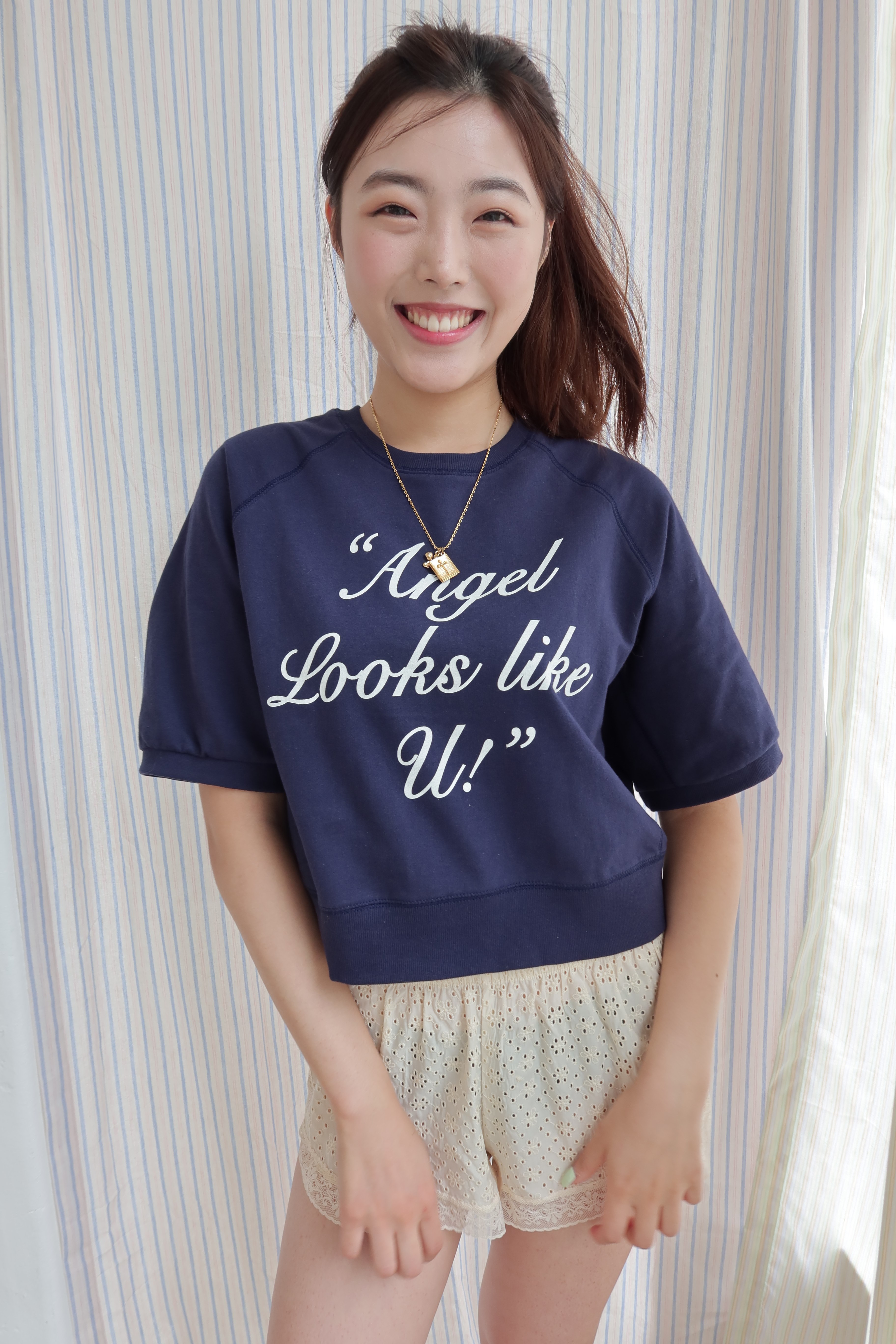 "Angel looks like u!" summer sweatshirts[navy]