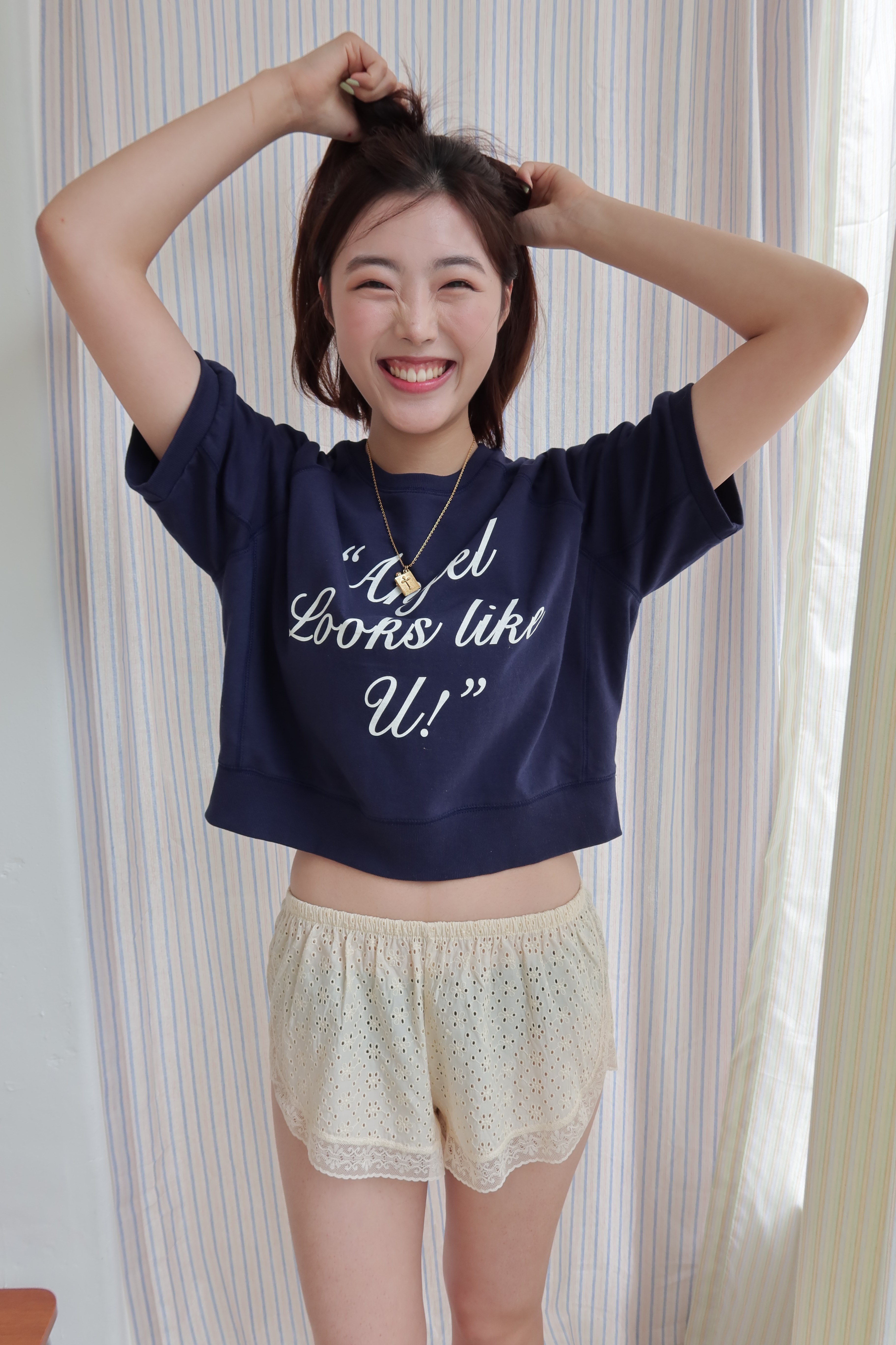 "Angel looks like u!" summer sweatshirts[navy]