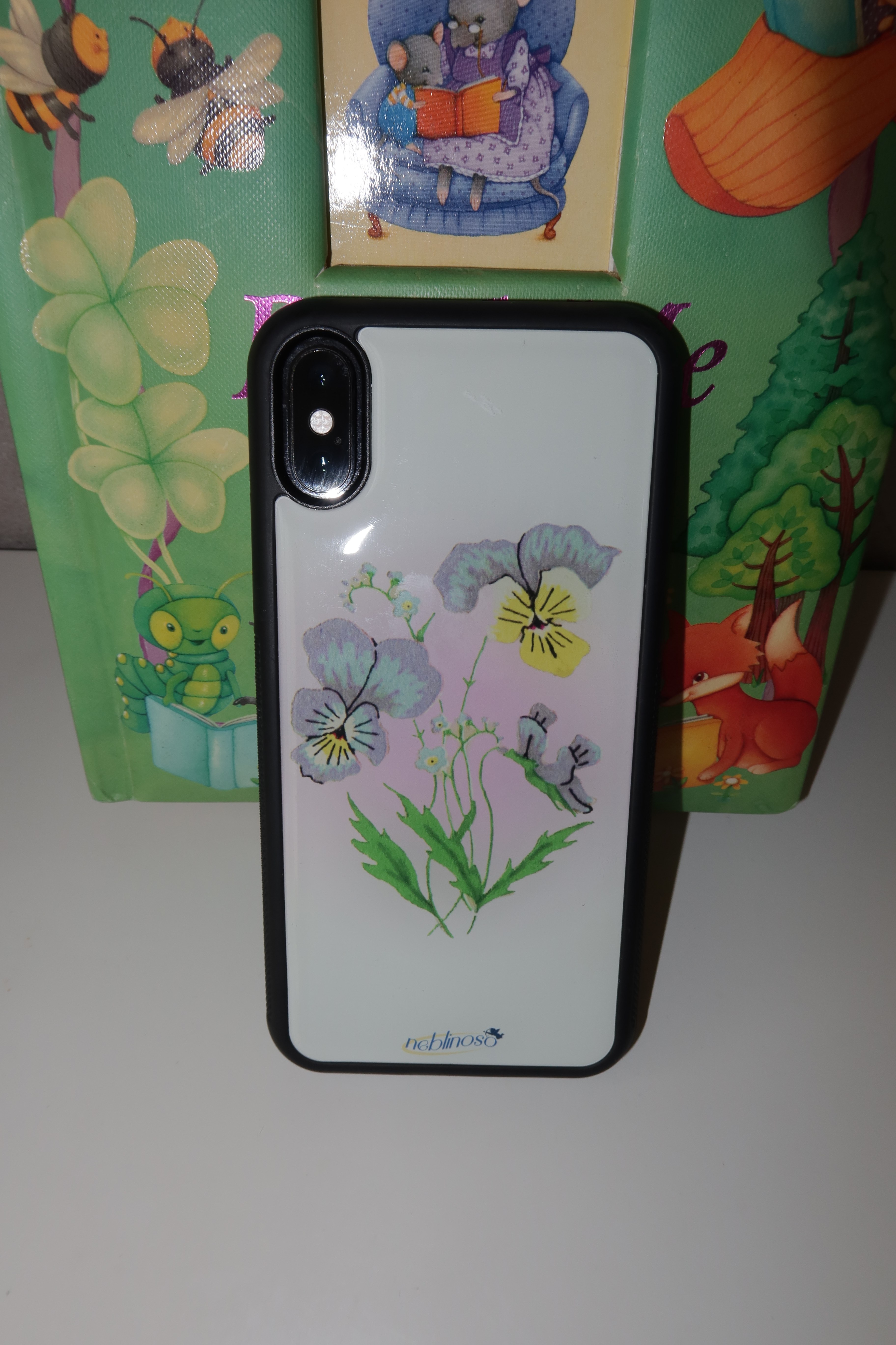 Pansy epoxy case