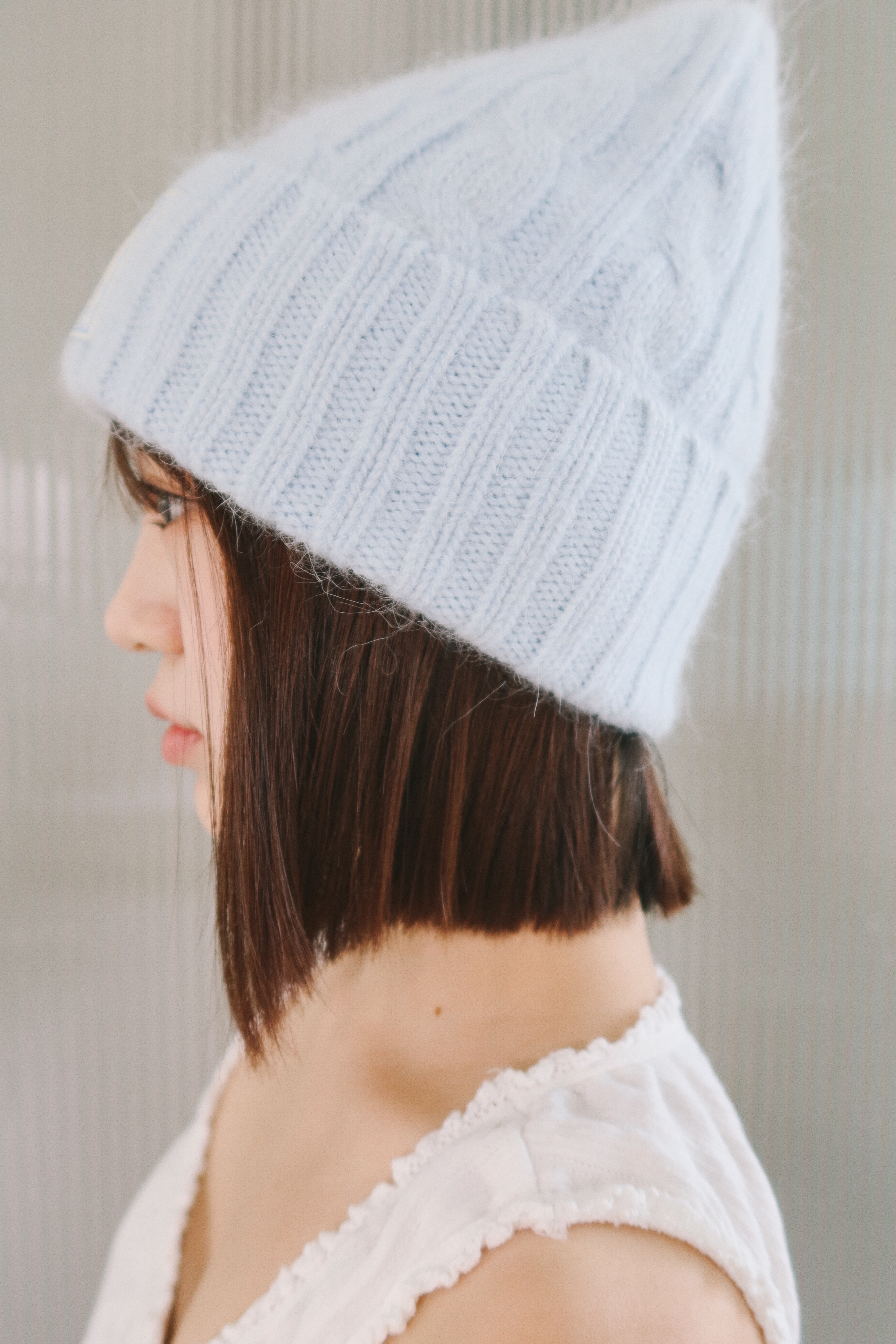Angel twist angora beanie [sora]