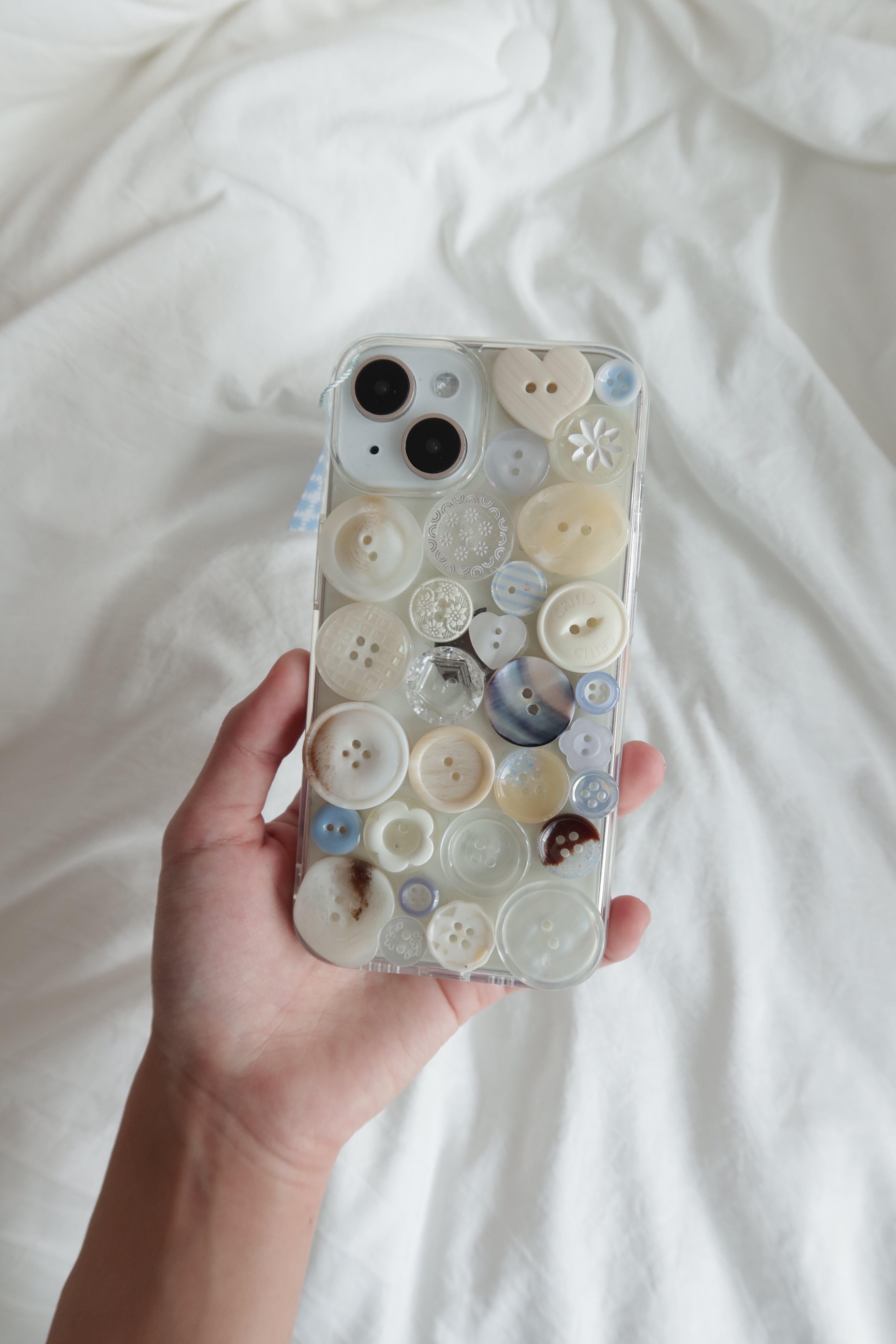 Only my snowy Button case