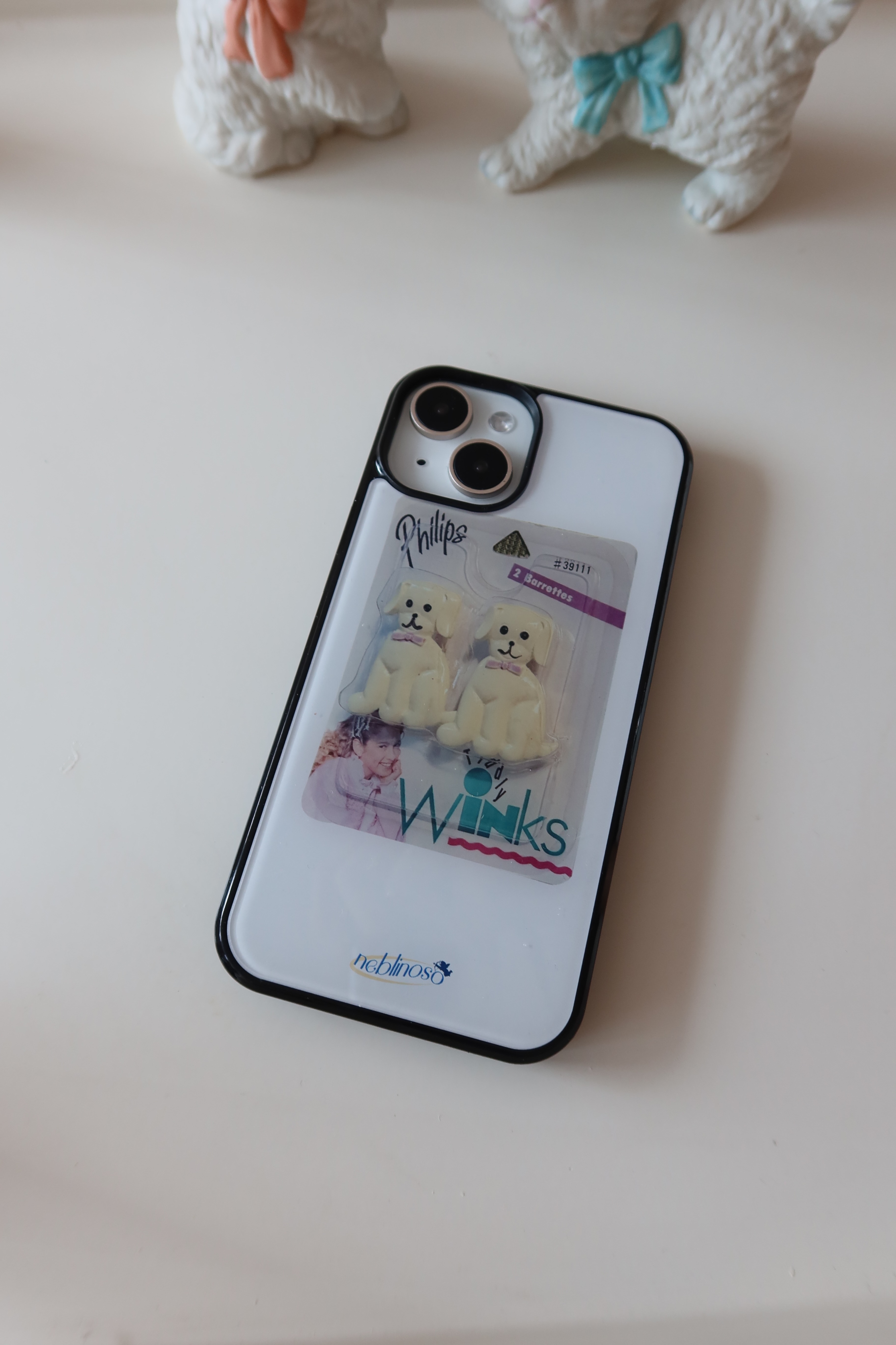 Beige dog glass bumper case