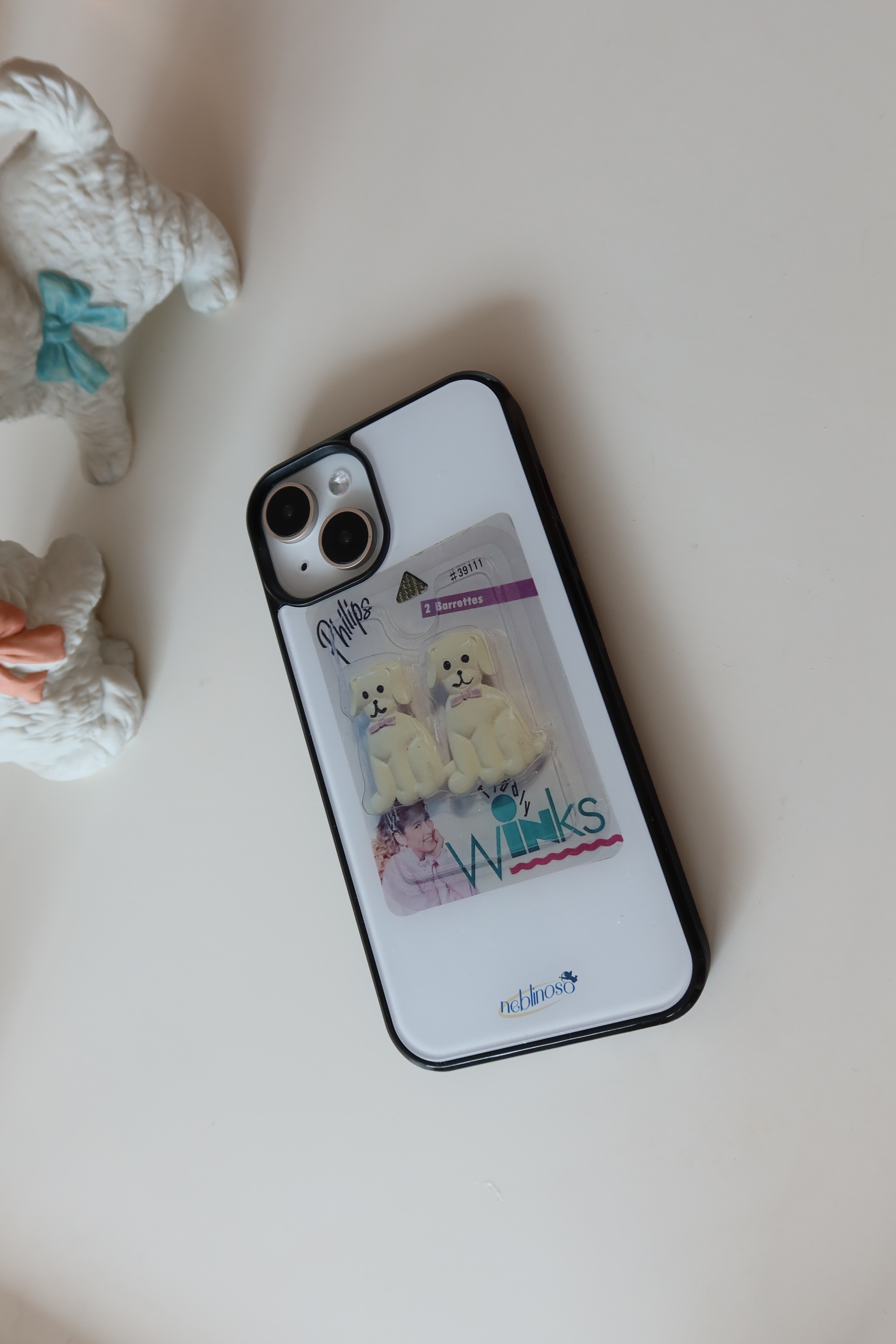 Beige dog glass bumper case