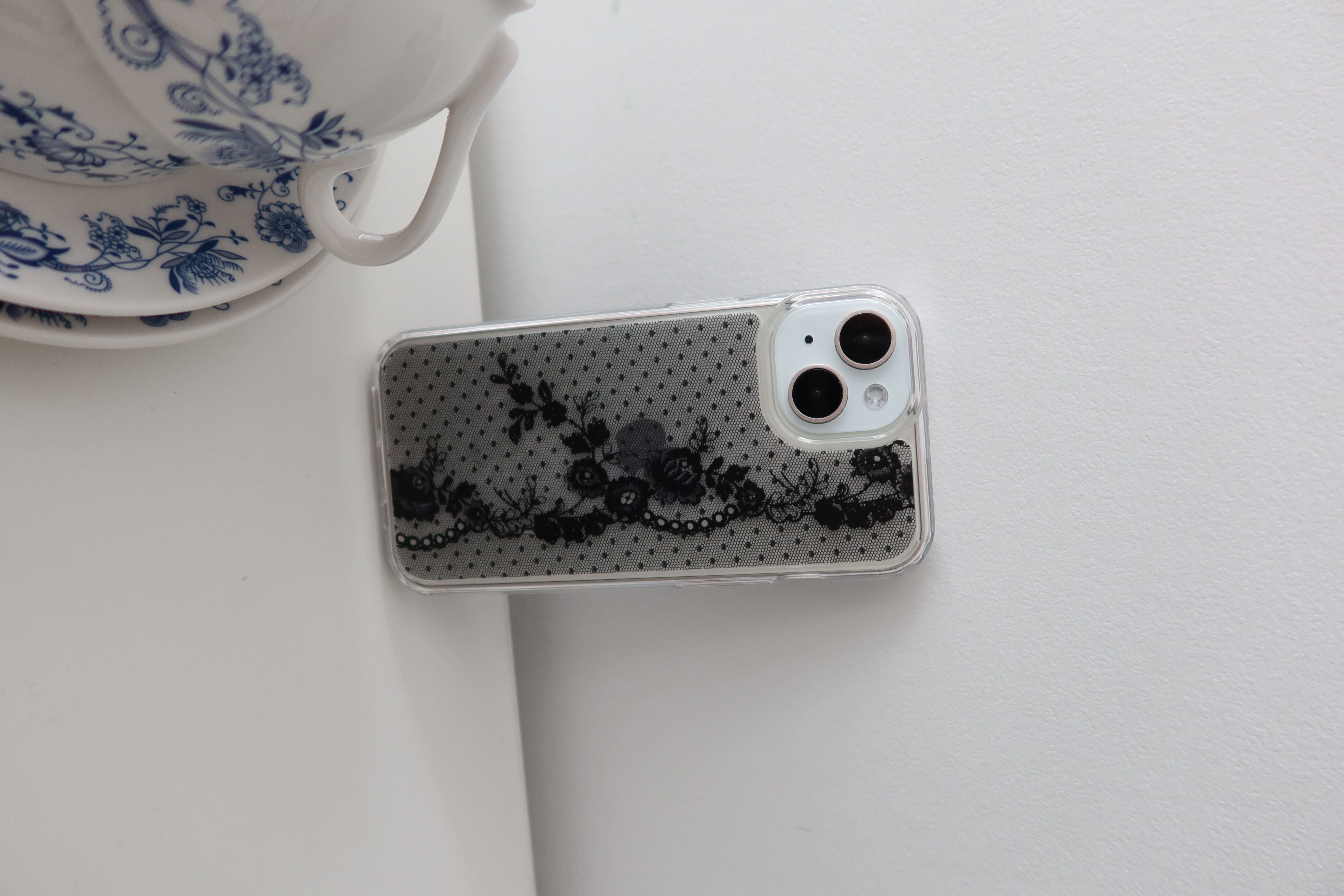 Love with lace gel hard case [Dark ver.]