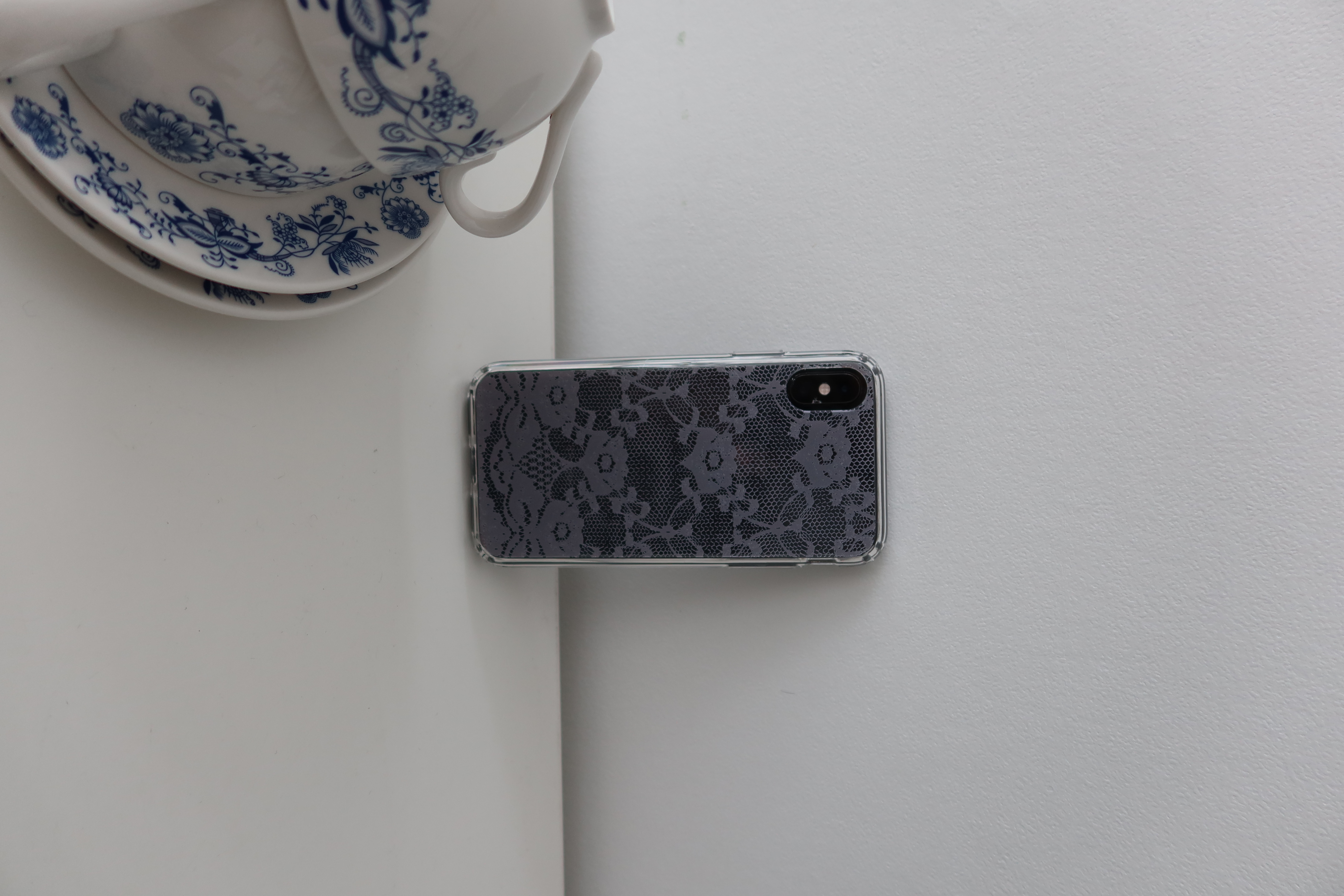 Love with lace gel hard case [Dark ver.]