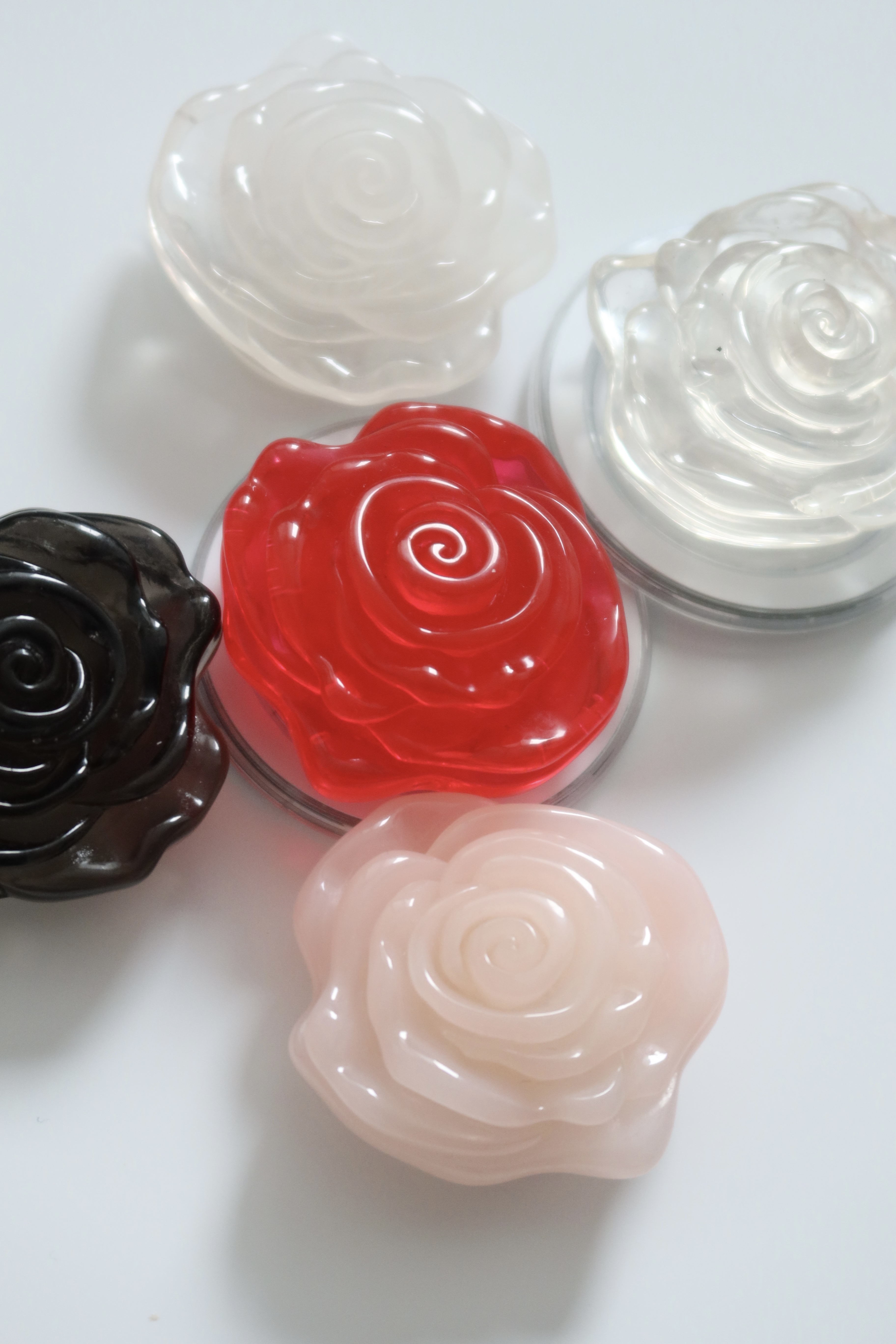 Milky rose griptok