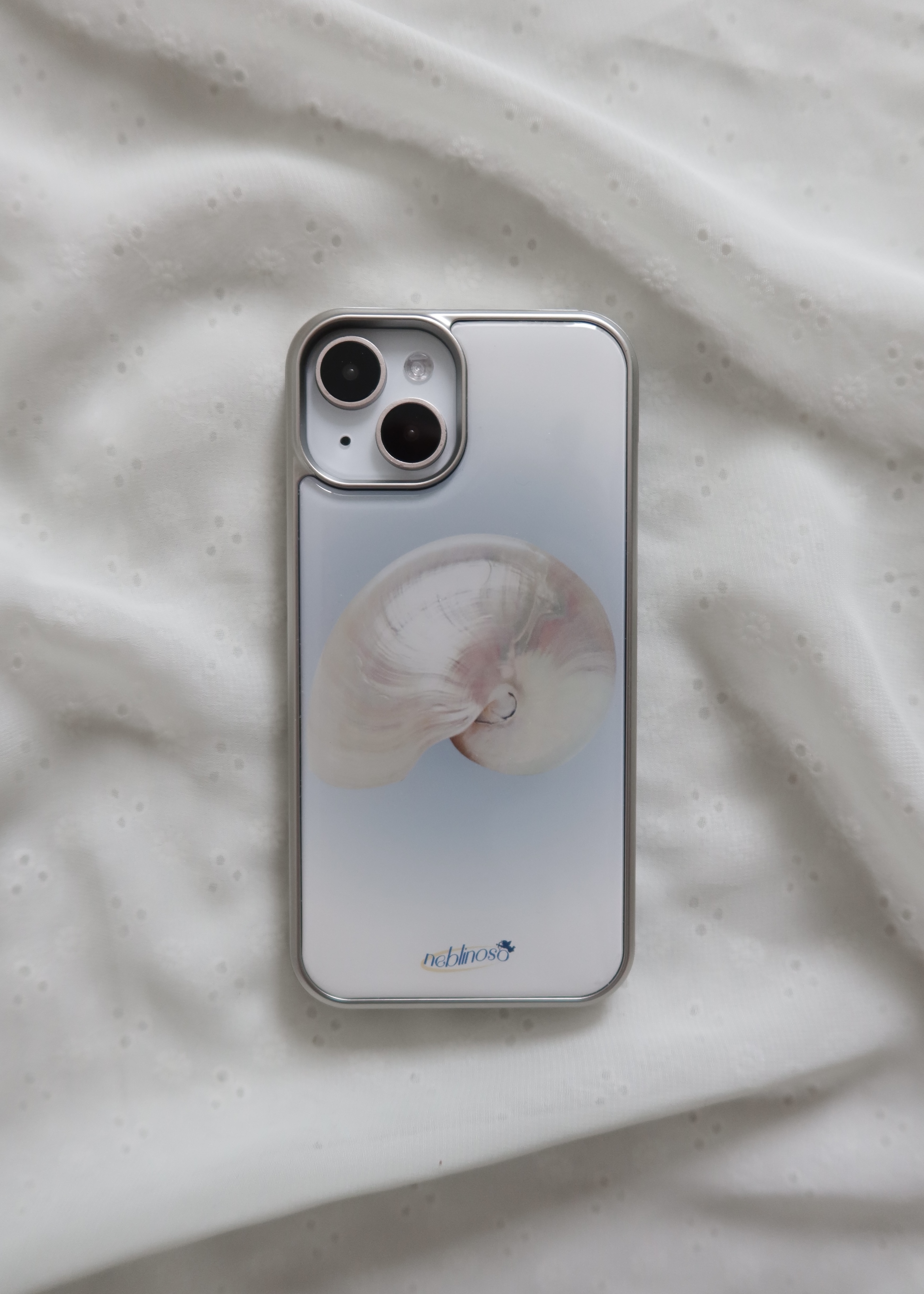white shell silver epoxy case