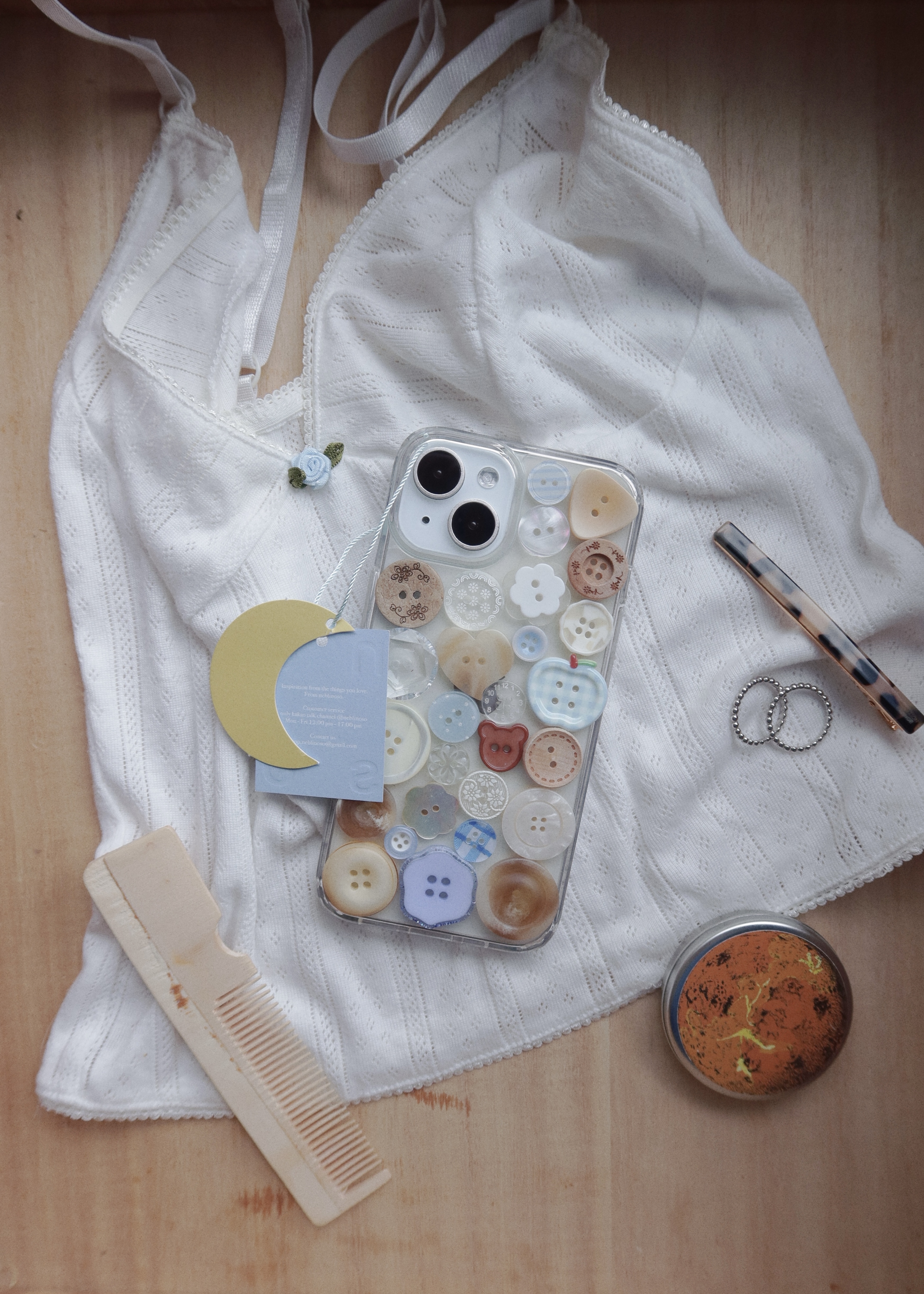 'Pomme Pomme' Button case