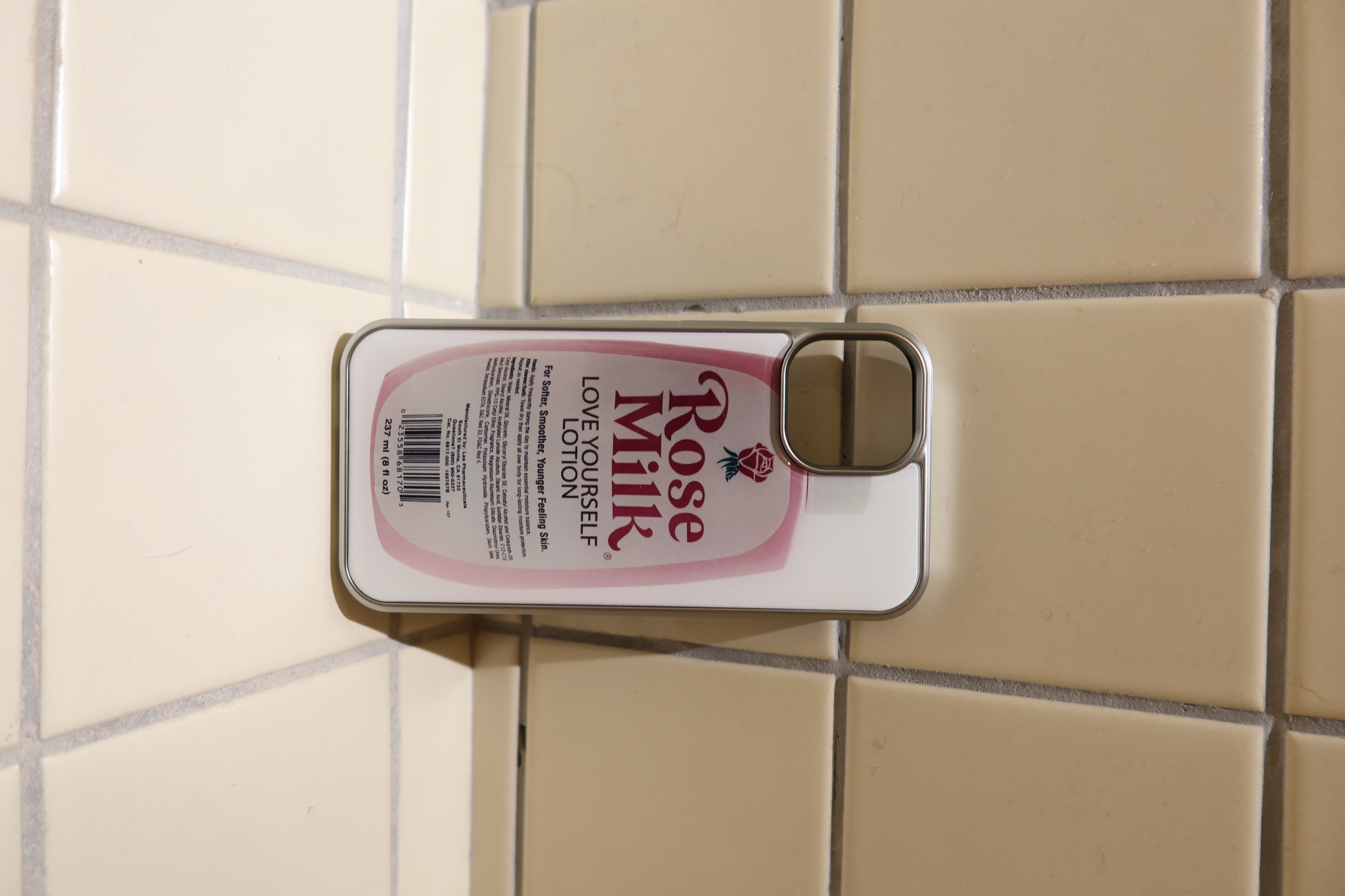Rose milk loiton silver epoxy case
