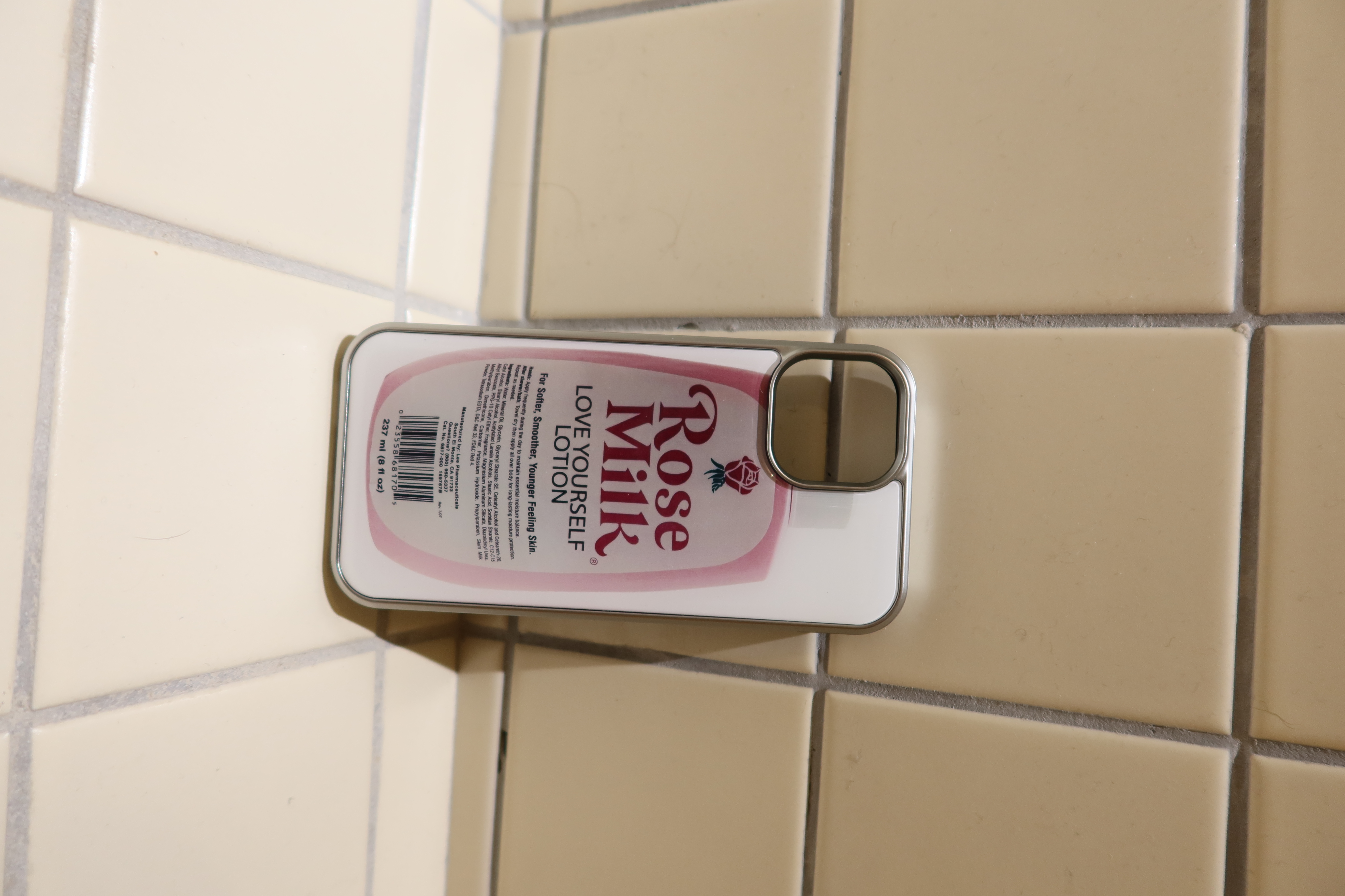 Rose milk loiton silver epoxy case
